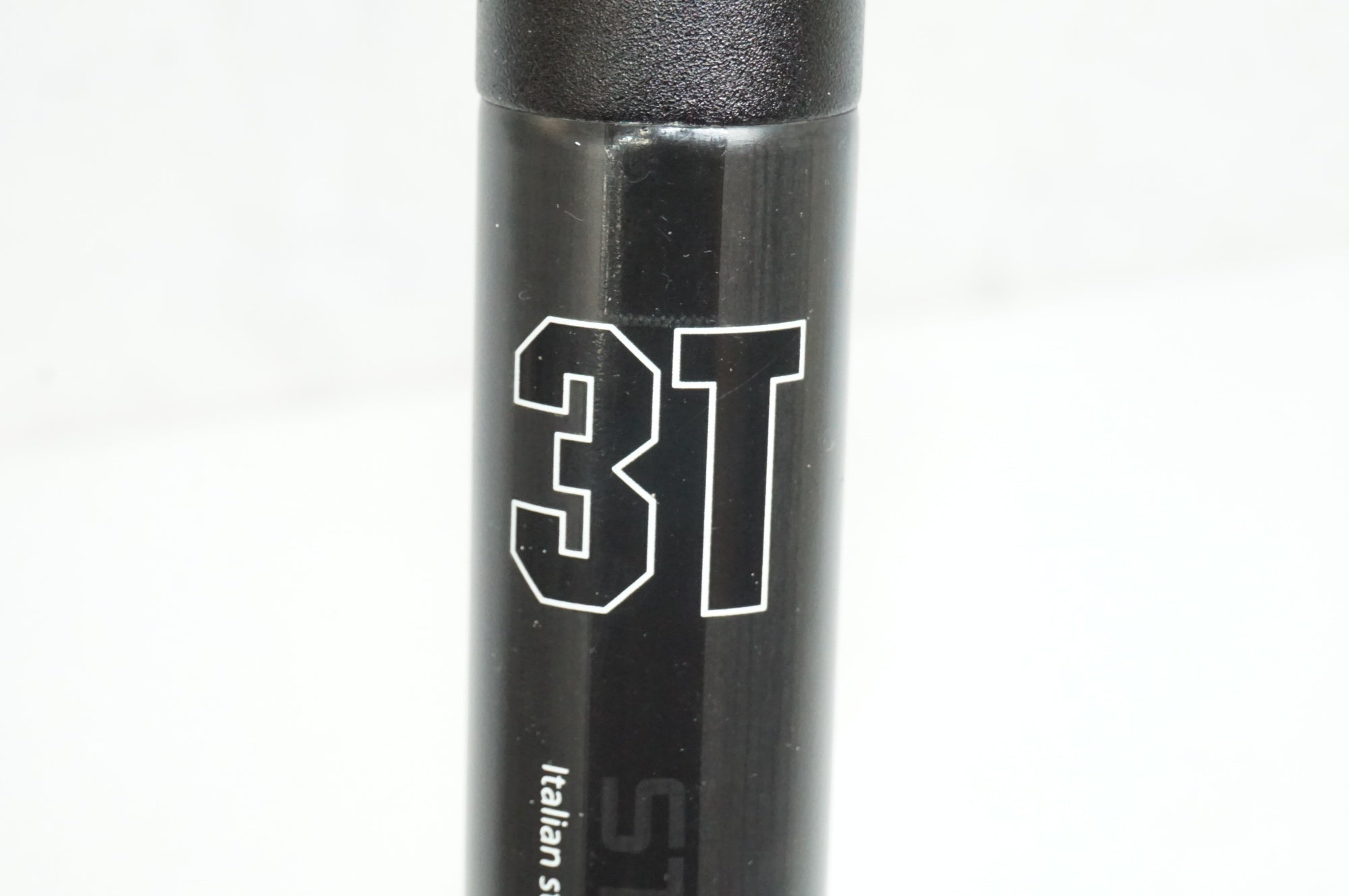 3T 「スリーティー」 STYLUS 25 TEAM φ27.2 約265mm シートポスト