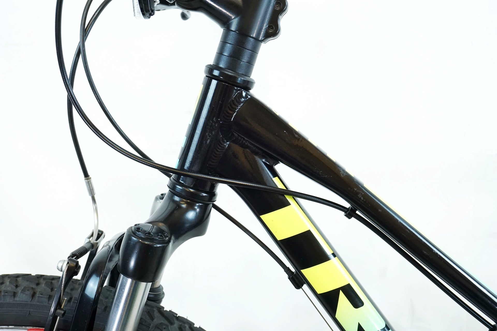 TREK 「トレック」 PRECALIBER 24 2023年モデル キッズバイク / 有明