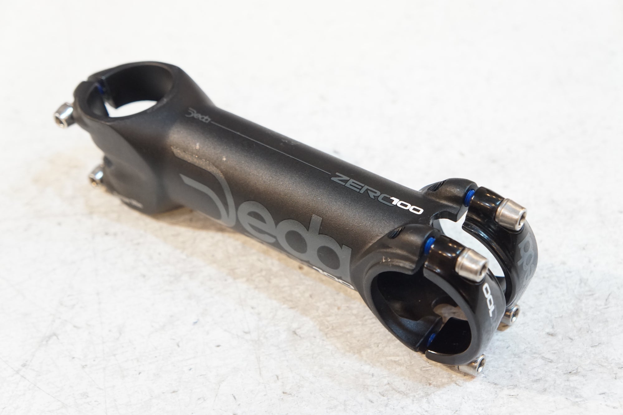 DEDA 「デダ」 ZERO 100 φ31.7 120mm 82° ステム / バイチャリ浦和ベース