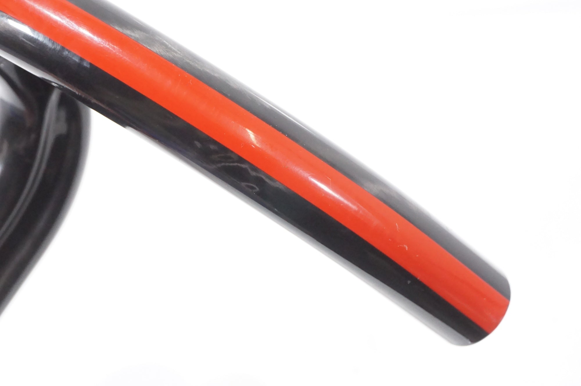 3T 「スリーティー」 ERGONOVA TEAM φ31.8 420mm カーボンハンドル / AKIBA店