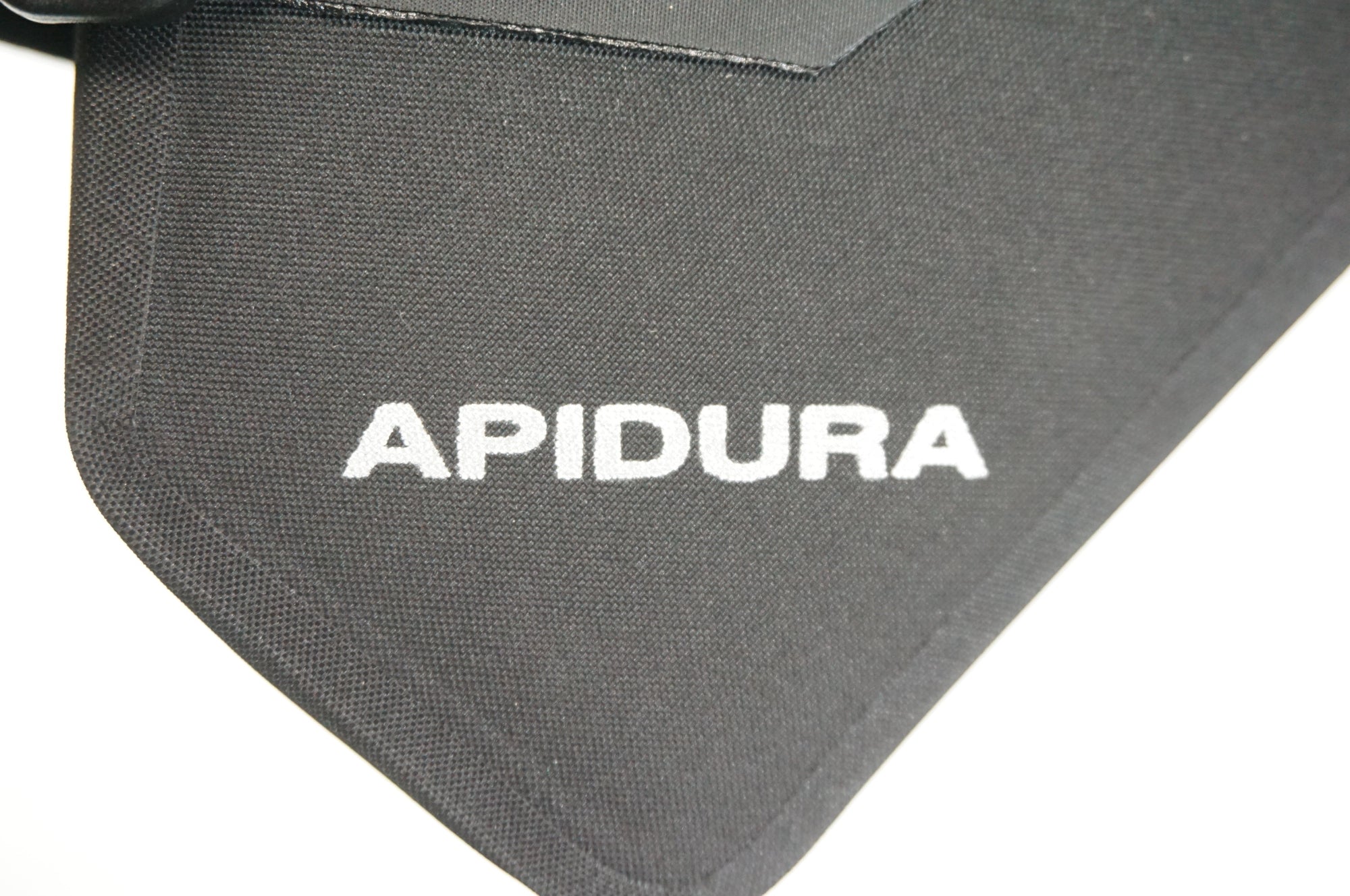 APIDURA x MAAP 「アピデュラxマープ」 SADDLE PACK サドルバッグ APIDURA x MAAP 「アピデュラxマープ」 SADDLE PACK サドルバッグ