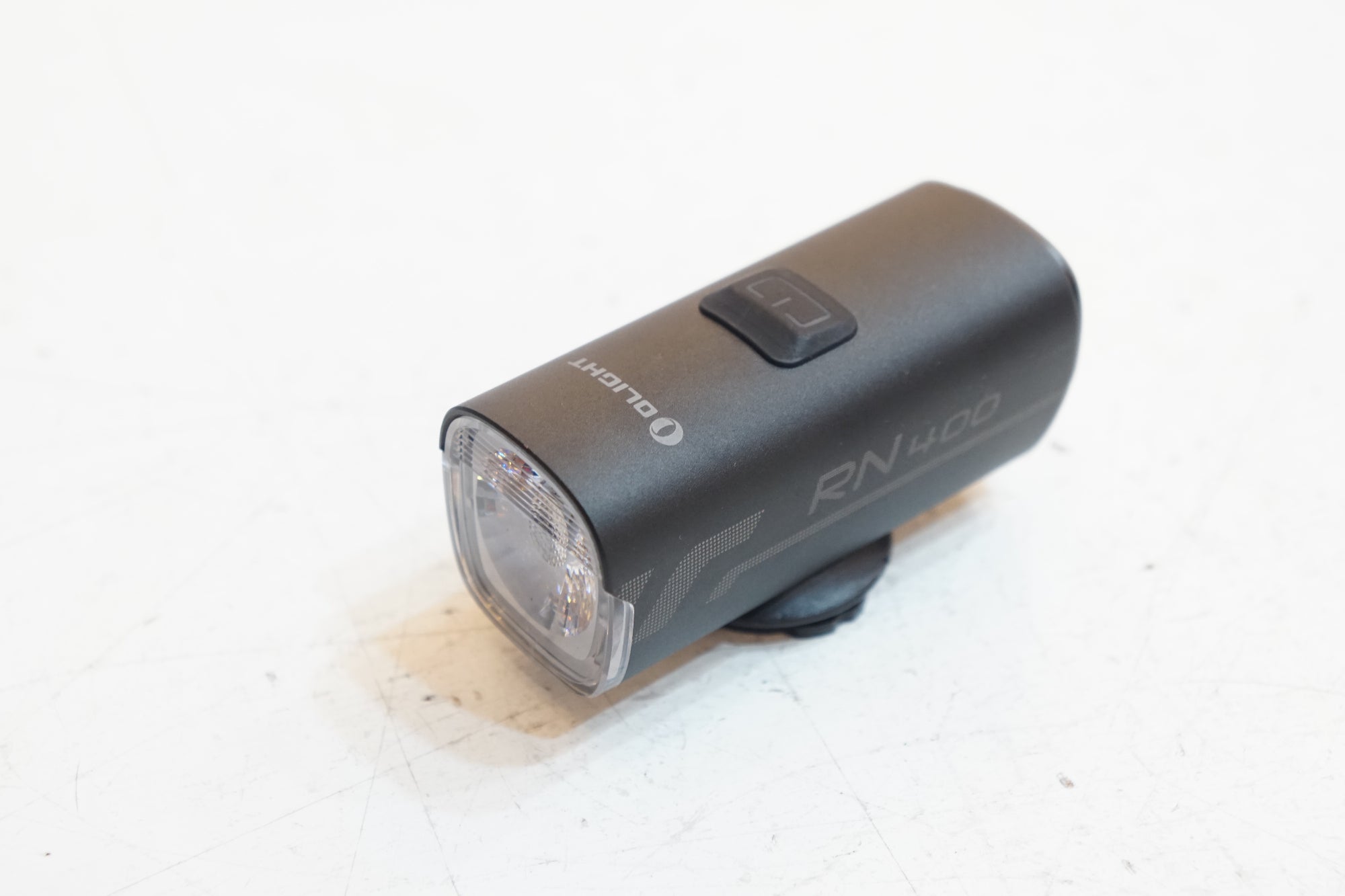 OLIGHT 「オーライト」 RN400 フロントライト / バイチャリ浦和ベース