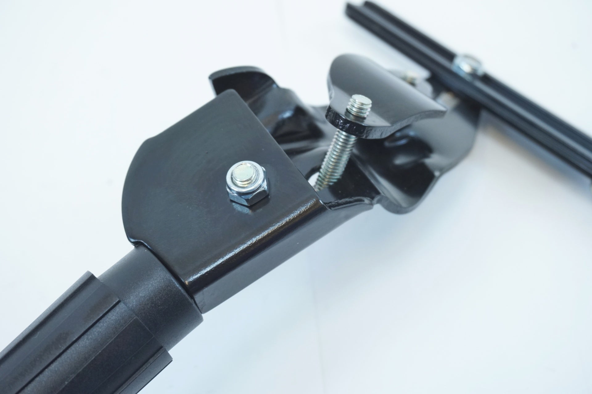 ノーブランド キックスタンド / 有明ガーデン店