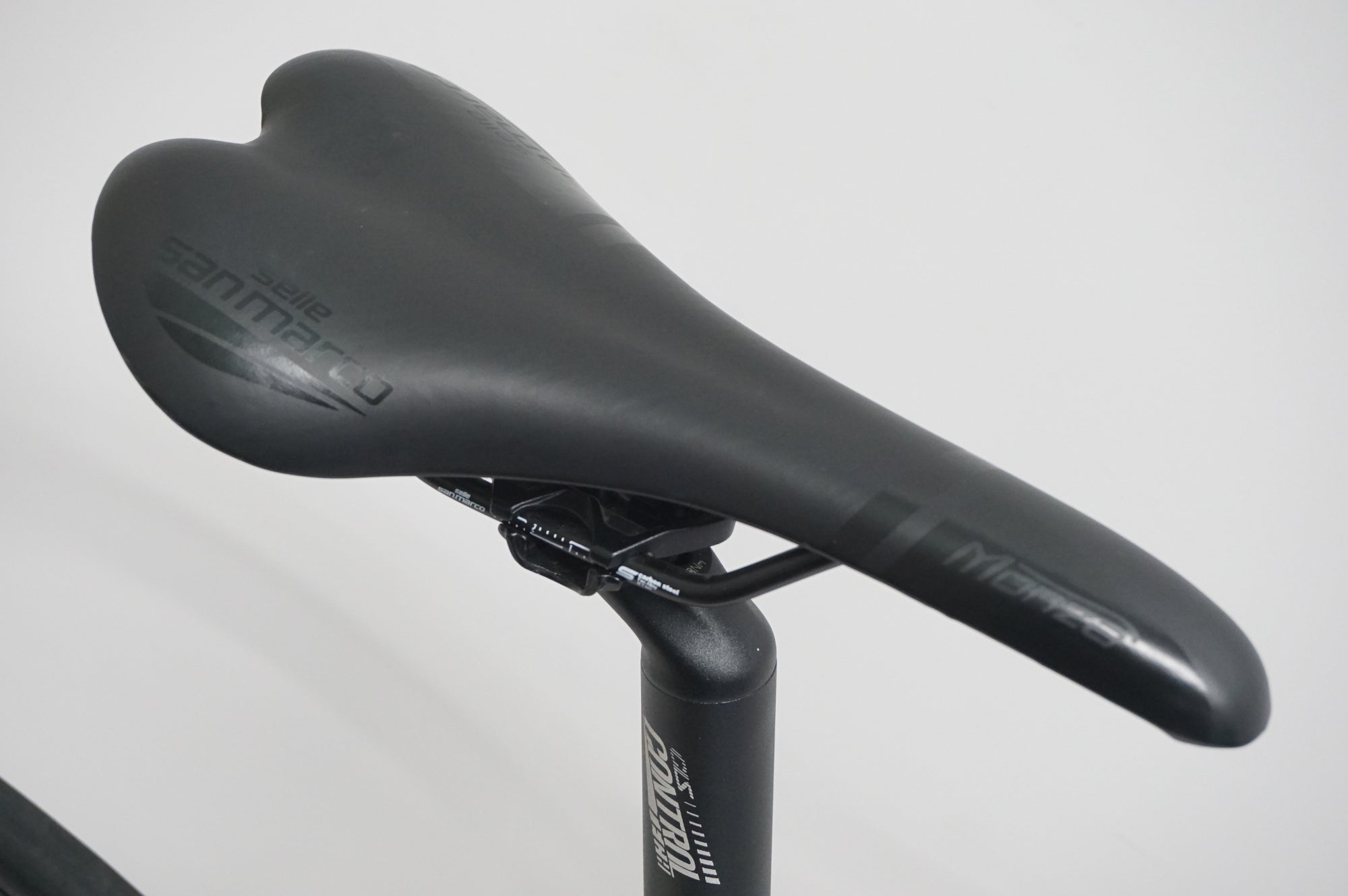 GUSTO 「グスト」 COBRA SPORT 2023年モデル ロードバイク / 福岡店