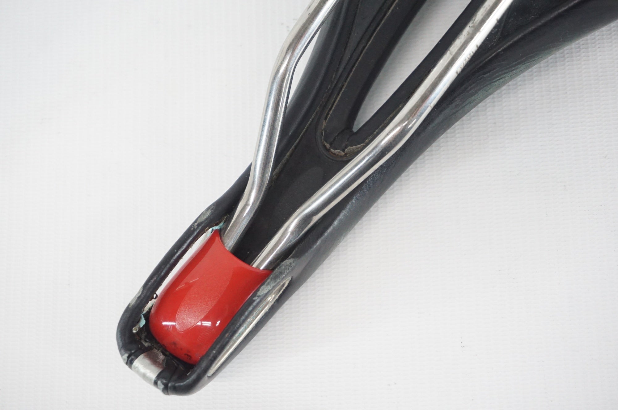 SELLE ITALIA 「セライタリア」 FLITE GEL FLOW サドル / 阪急塚口店