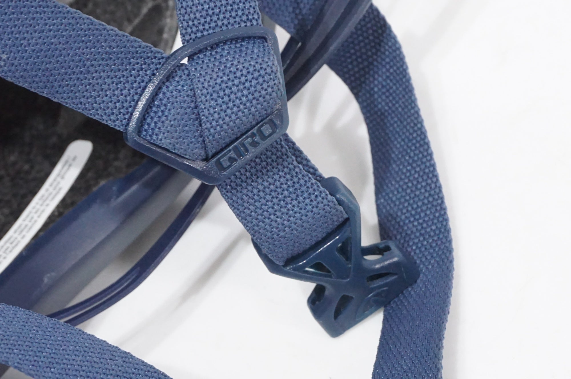 GIRO 「ジロ」 AGILIS 51-55cm ヘルメット / AKIBA店