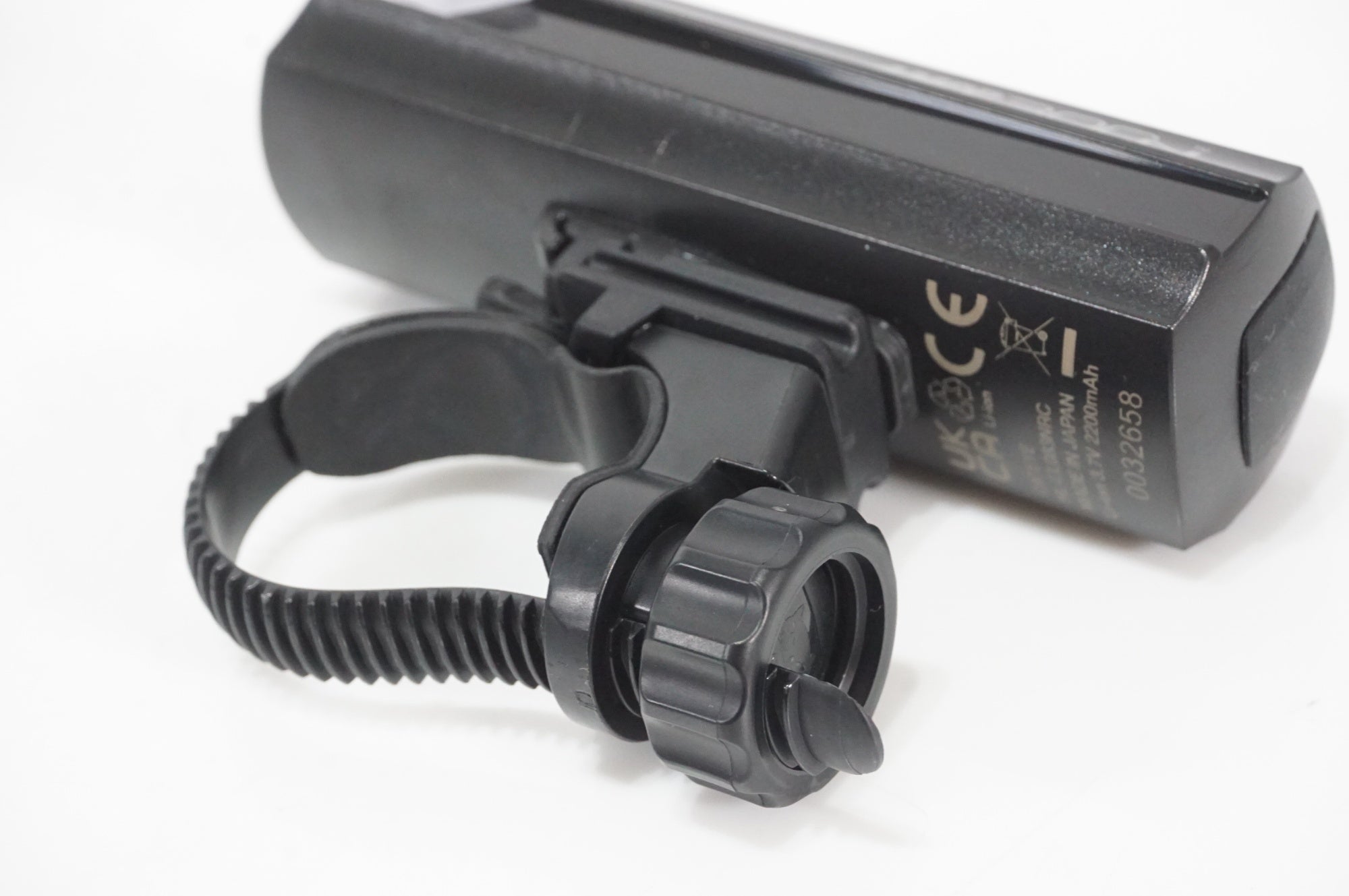 CATEYE 「キャットアイ」 AMPP300N フロントライト / AKIBA店