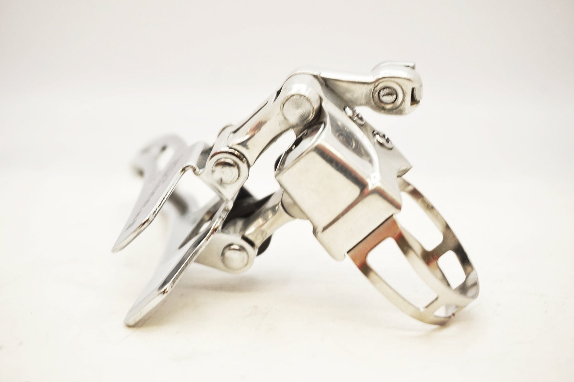 SUNTOUR 「サンツアー」 CYCLONE Ｍ-2 フロントディレイラー / 有明ガーデン店