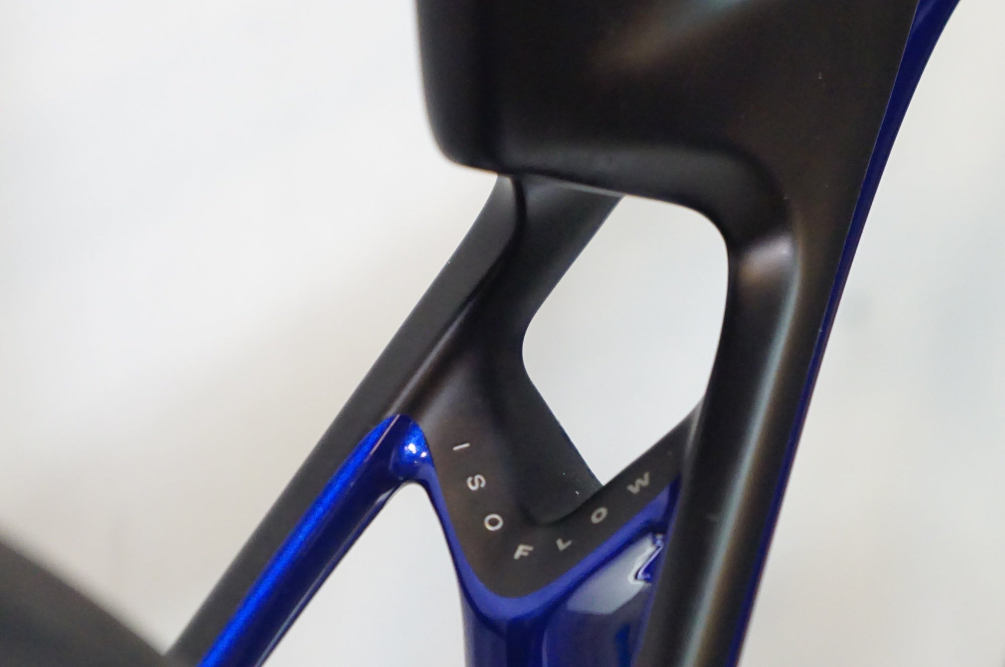 TREK 「トレック」 MADONE SL 5 (GEN 8) 2025年モデル ロードバイク / 熊谷本店