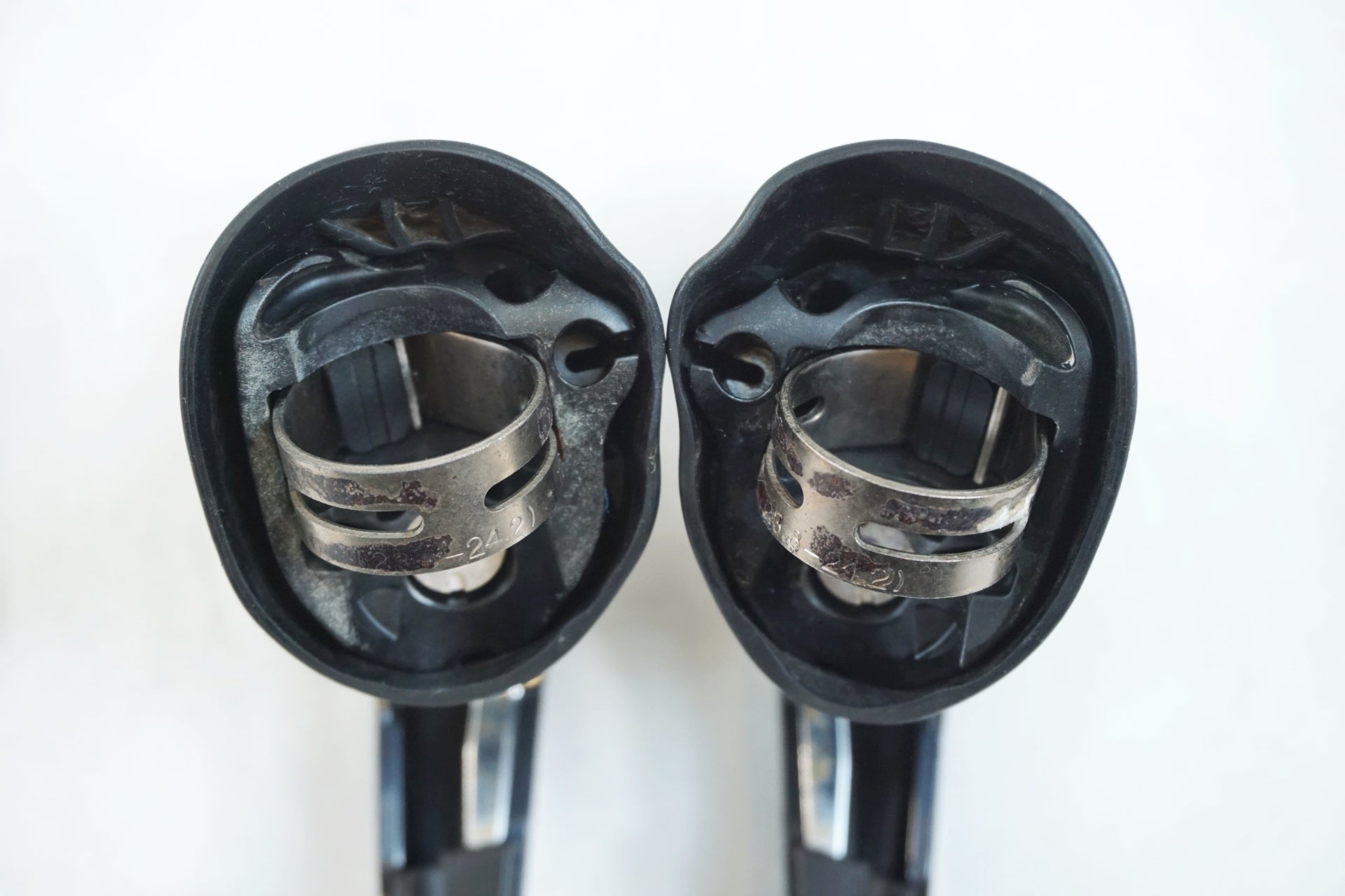 SHIMANO 「シマノ」 SORA ST-R3000 デュアルコントロールレバー / 有明ガーデン店