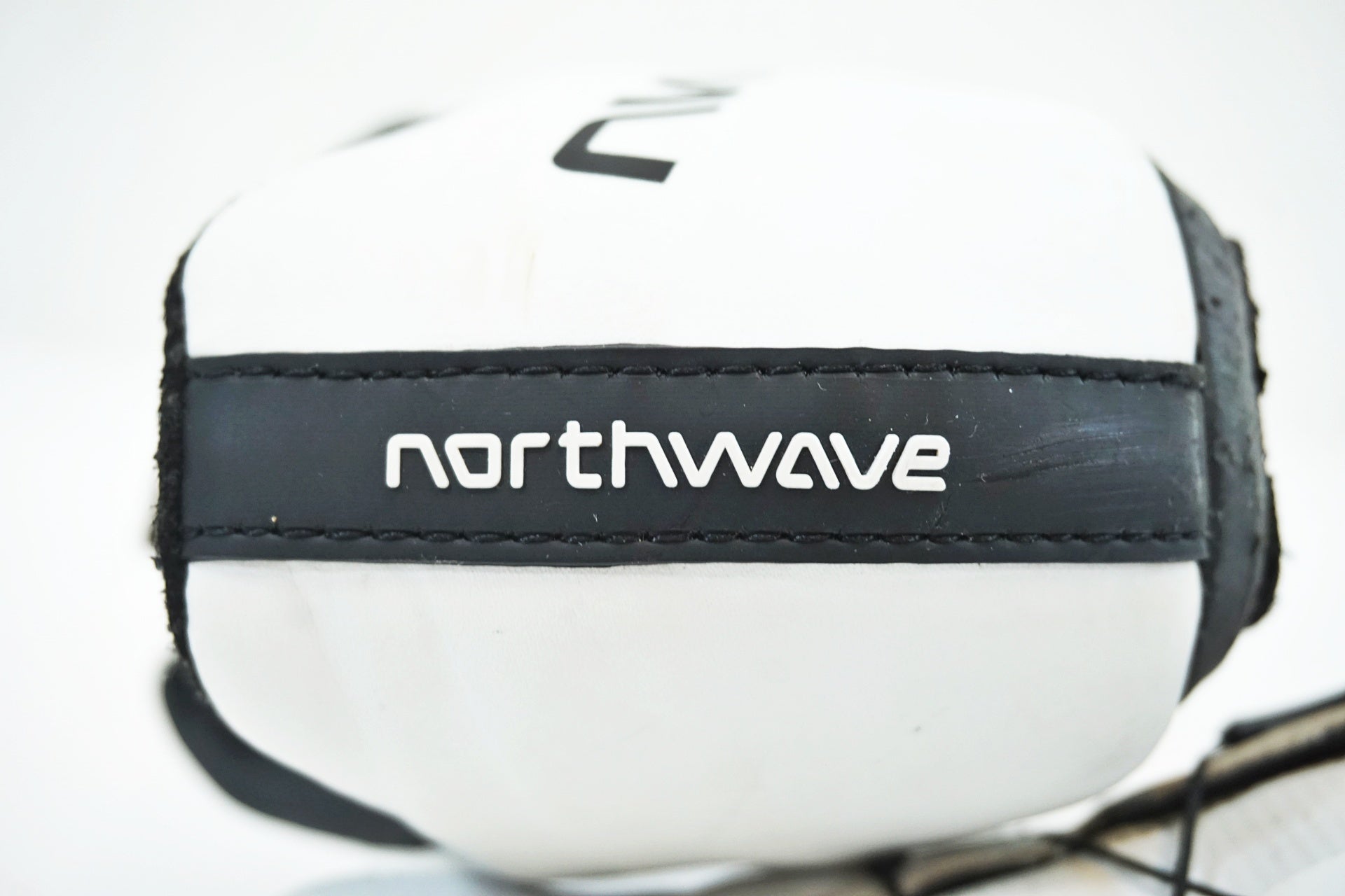 NORTHWAVE 「ノースウェーブ」 REVOLUTION EU39/24.7cm シューズ