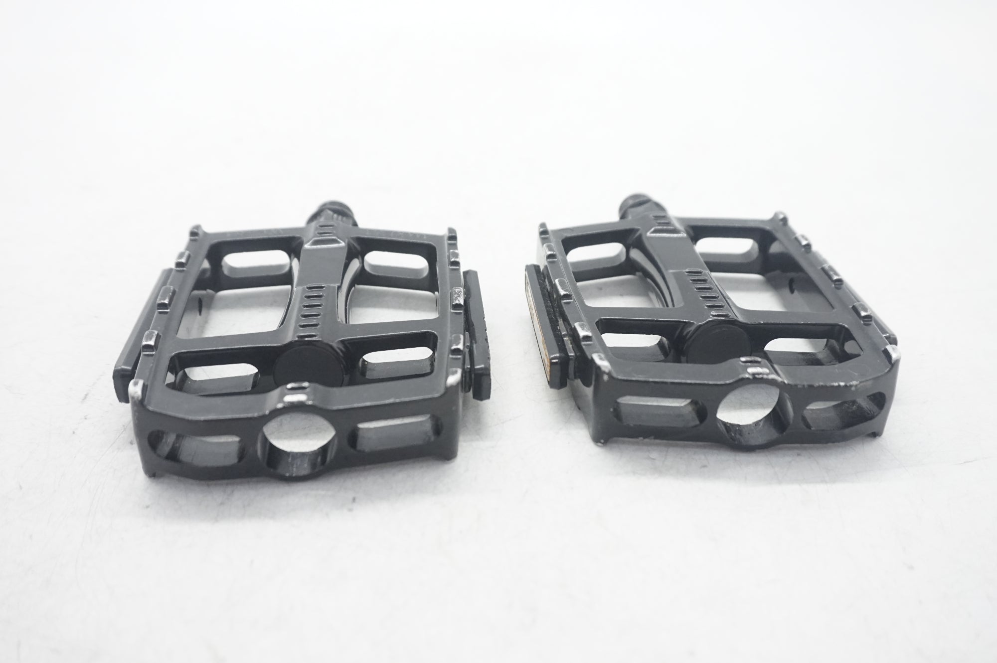 VP 「ブイピー」 VPE-461 ペダル / 大阪門真店