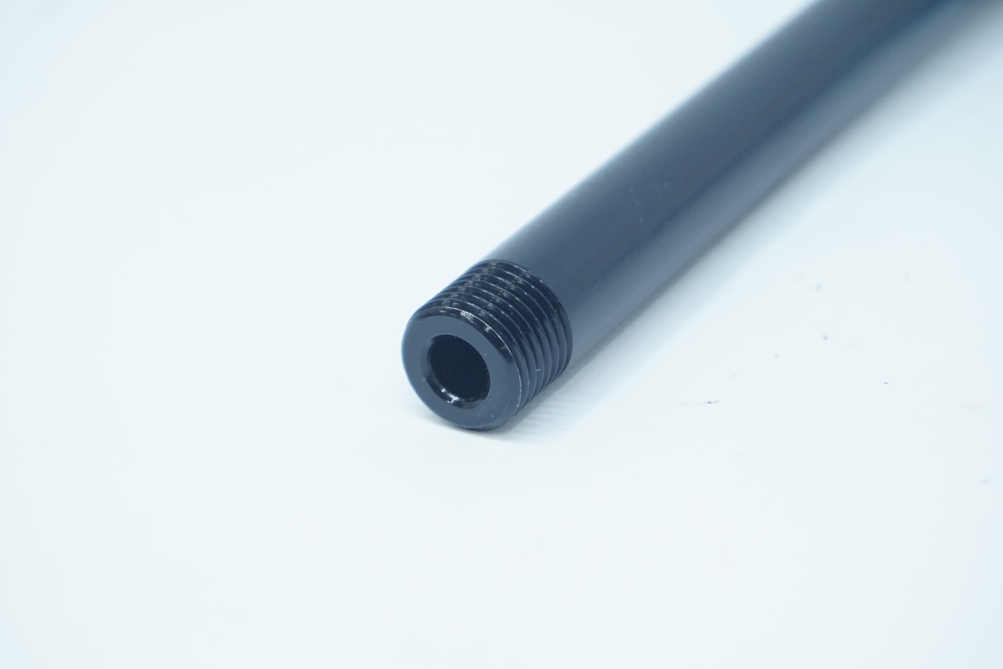 KCNC 「ケーシーエヌシー」 スルーアクスル / 大阪美原北インター店