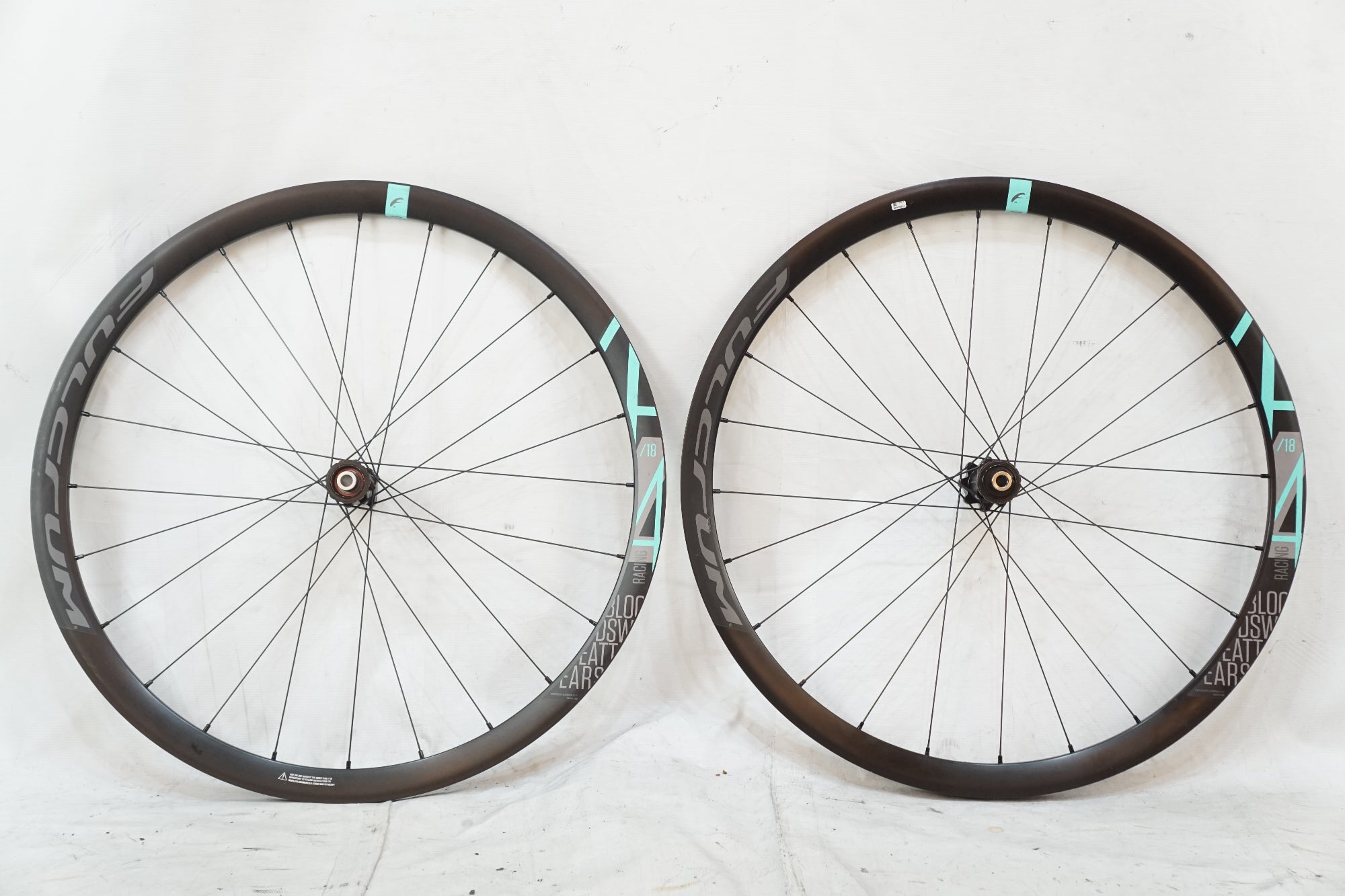 FULCRUM 「フルクラム」 RACING 418 DB シマノ11速 ホイールセット / バイチャリ浦和ベース
