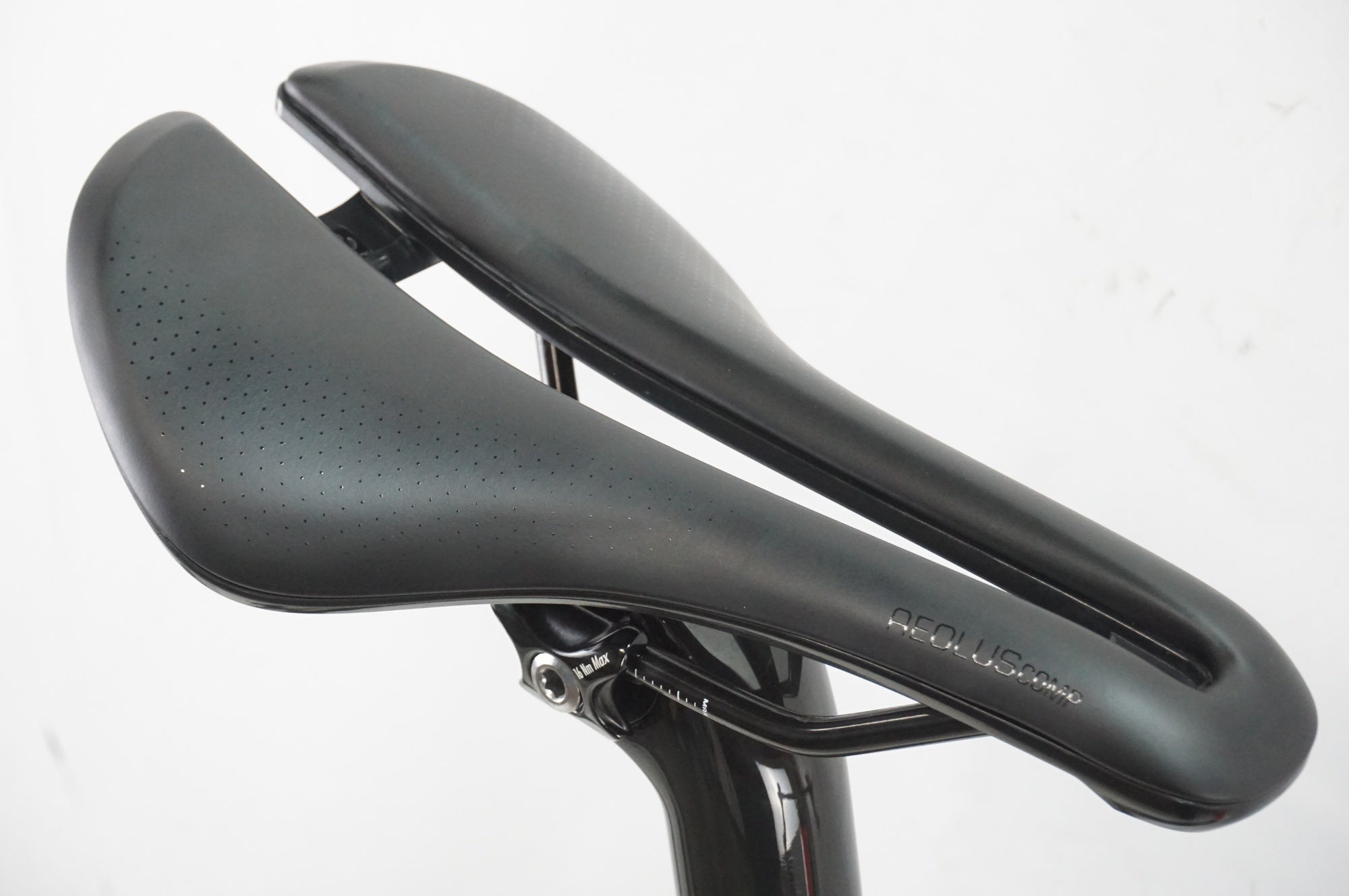 TREK 「トレック」 EMONDA SL6 DISC 2021年モデル カスタム ロードバイク / 大宮店