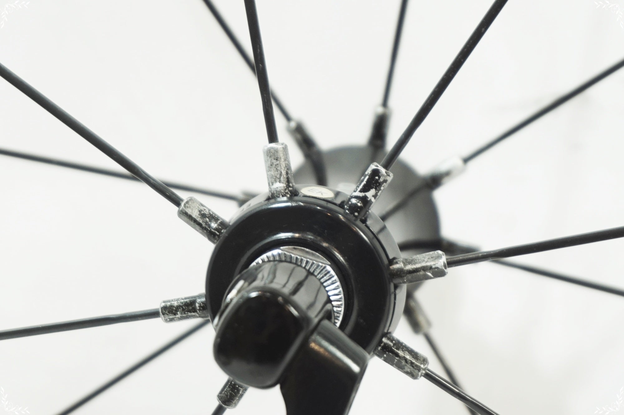 SHIMANO WH-R561 105グレード 700c 10sホイールセット SHIMANO 「シマノ」 WH-R561 シマノ10速 ホイールセット