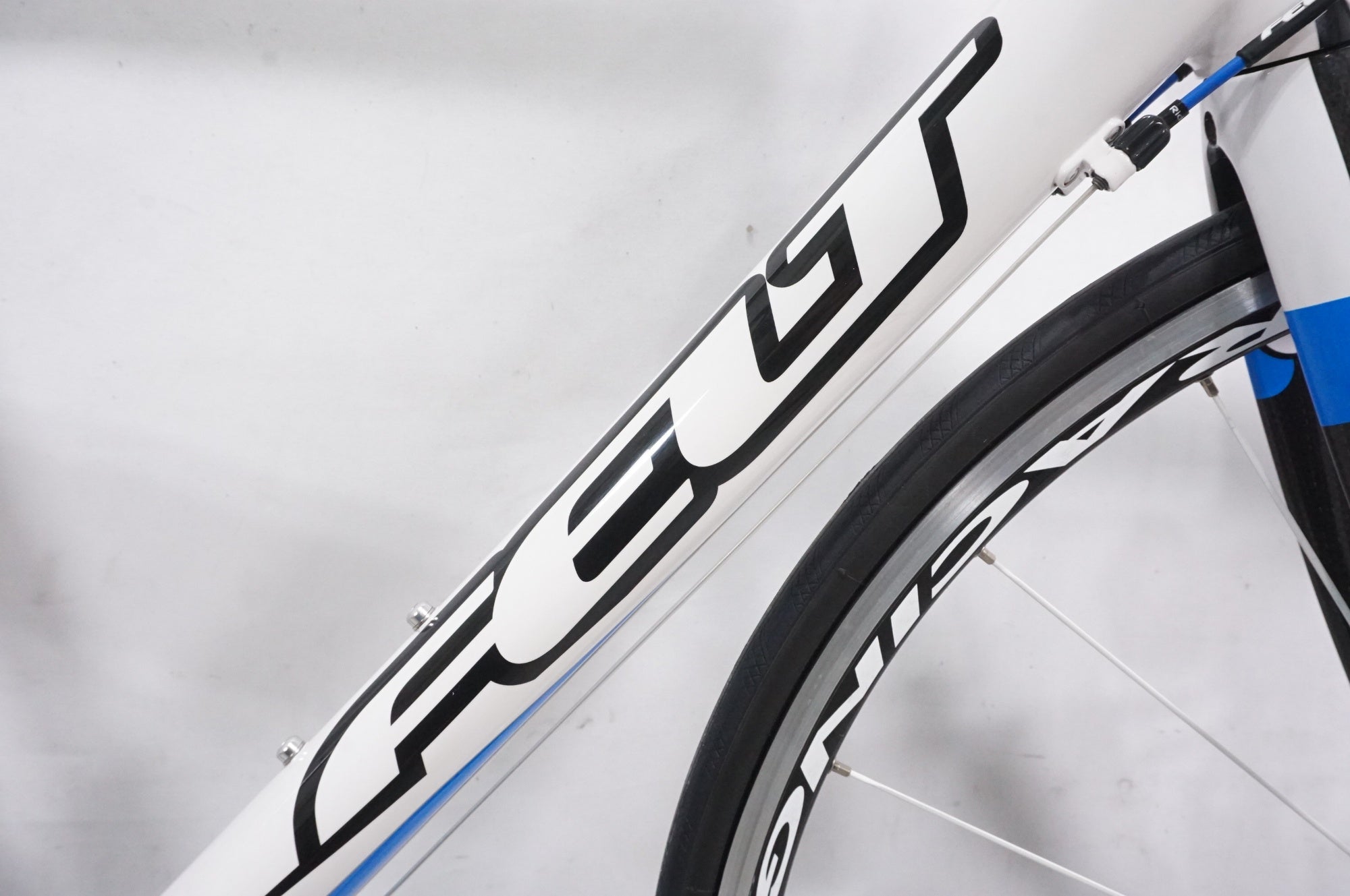 FELT 「フェルト」 F3 2010年モデル ロードバイク / AKIBA店