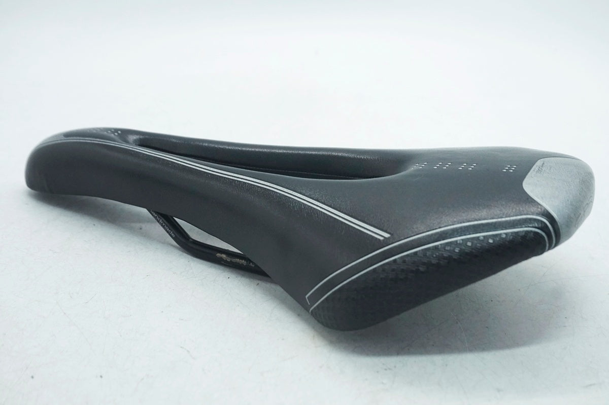 ASTUTE 「アスチュート」 PREAD サドル / 大阪門真店