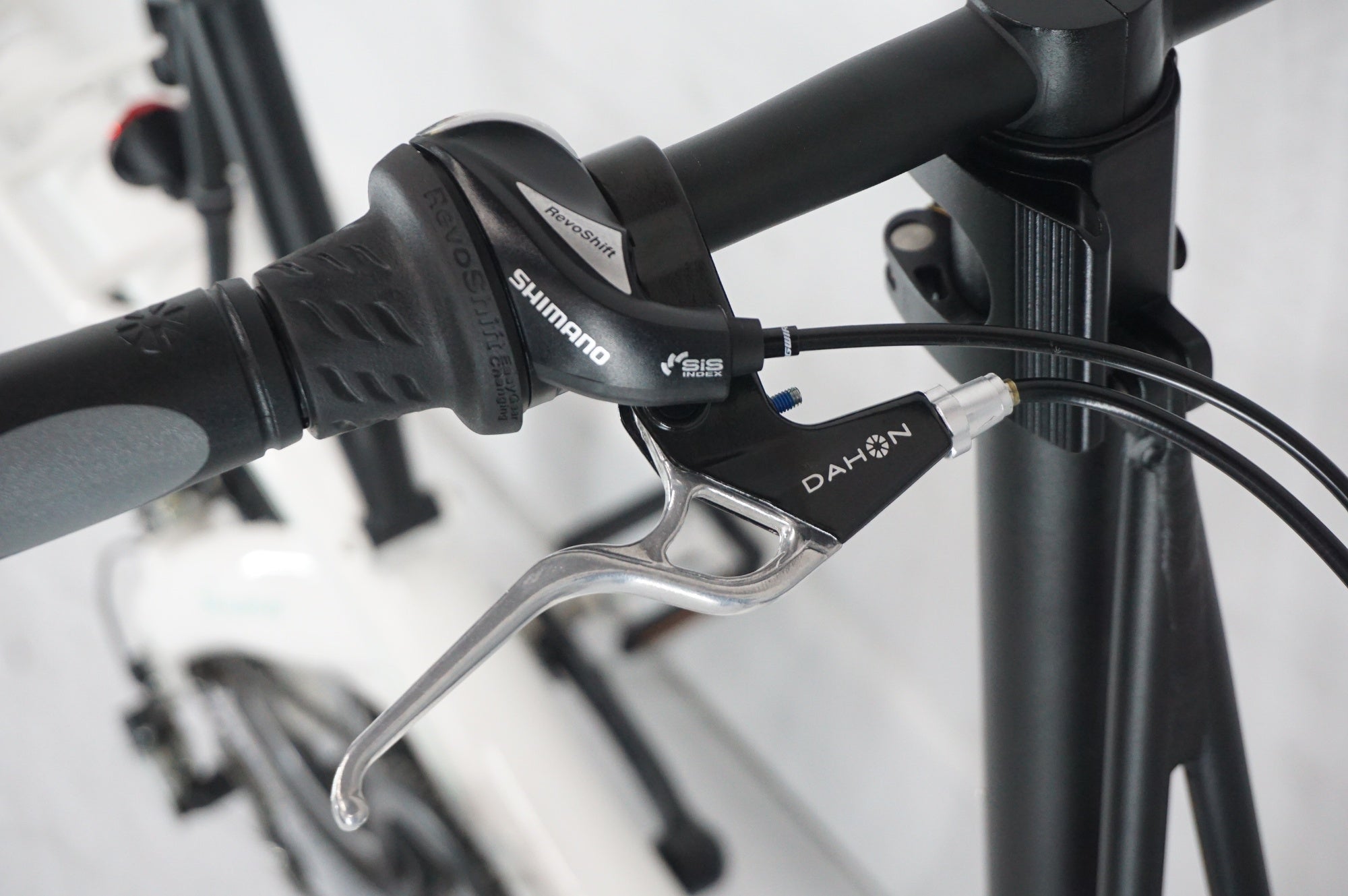 DAHON 「ダホン」 NUWAVE D6 2022年モデル 16インチ 折りたたみ自転車 / 阪急塚口店