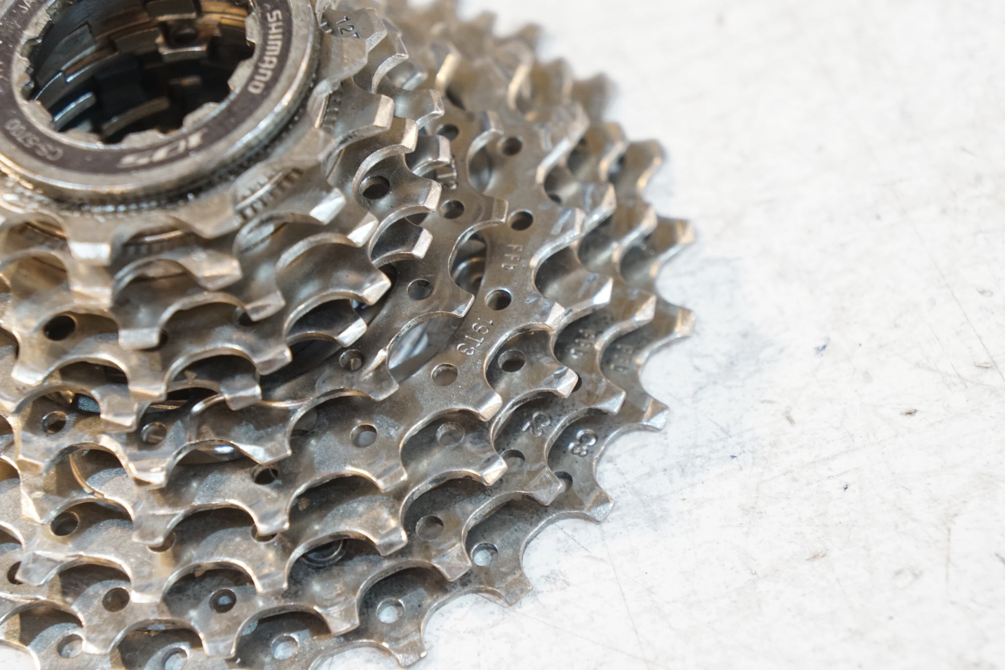SHIMANO 「シマノ」 105 CS-5700 11-25T スプロケット / バイチャリ浦和ベース
