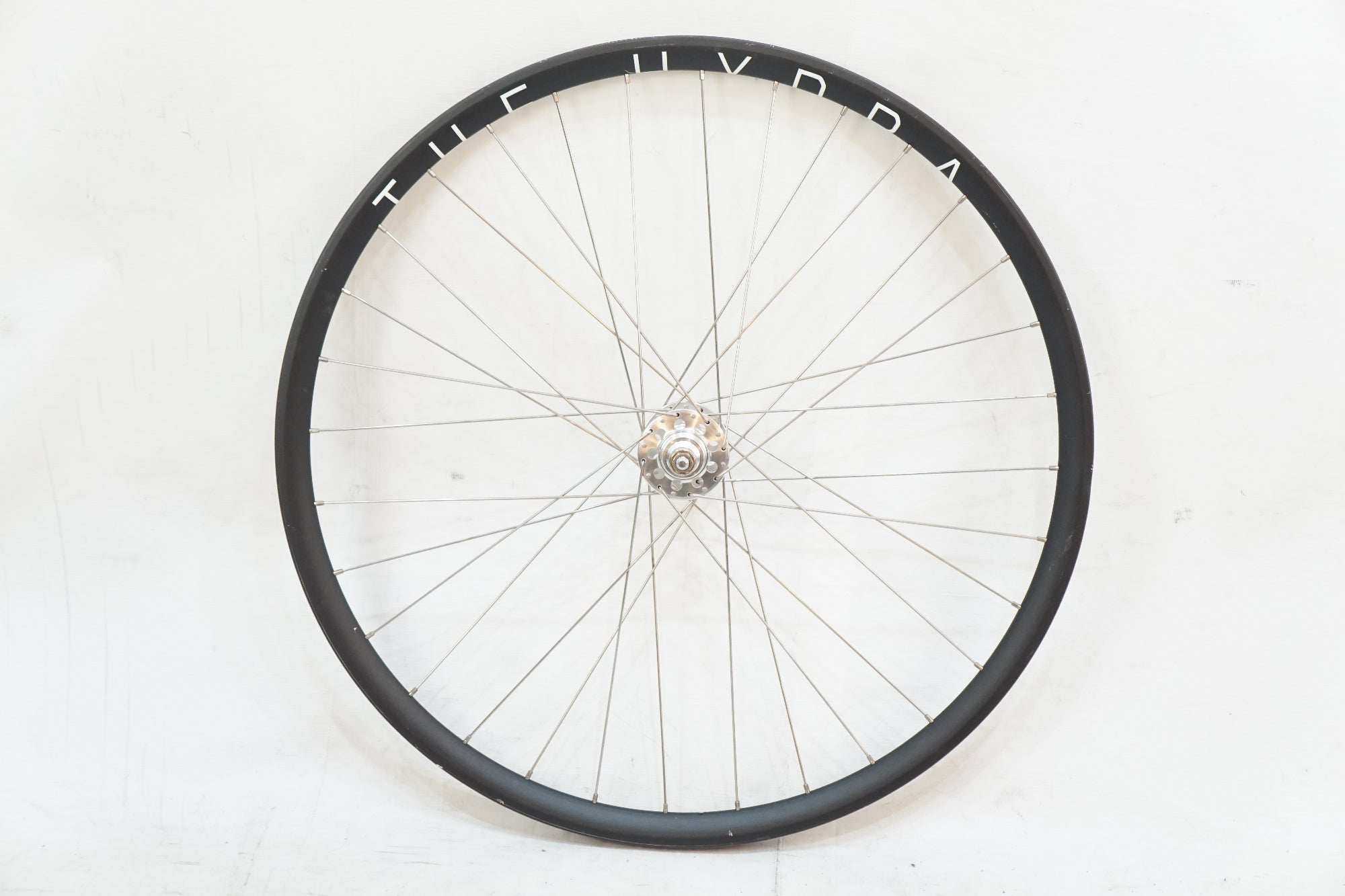 H PLUS SON 「エイチ プラス サン」 THE HYDRA ノーブランドハブ リアホイール / バイチャリ浦和ベース