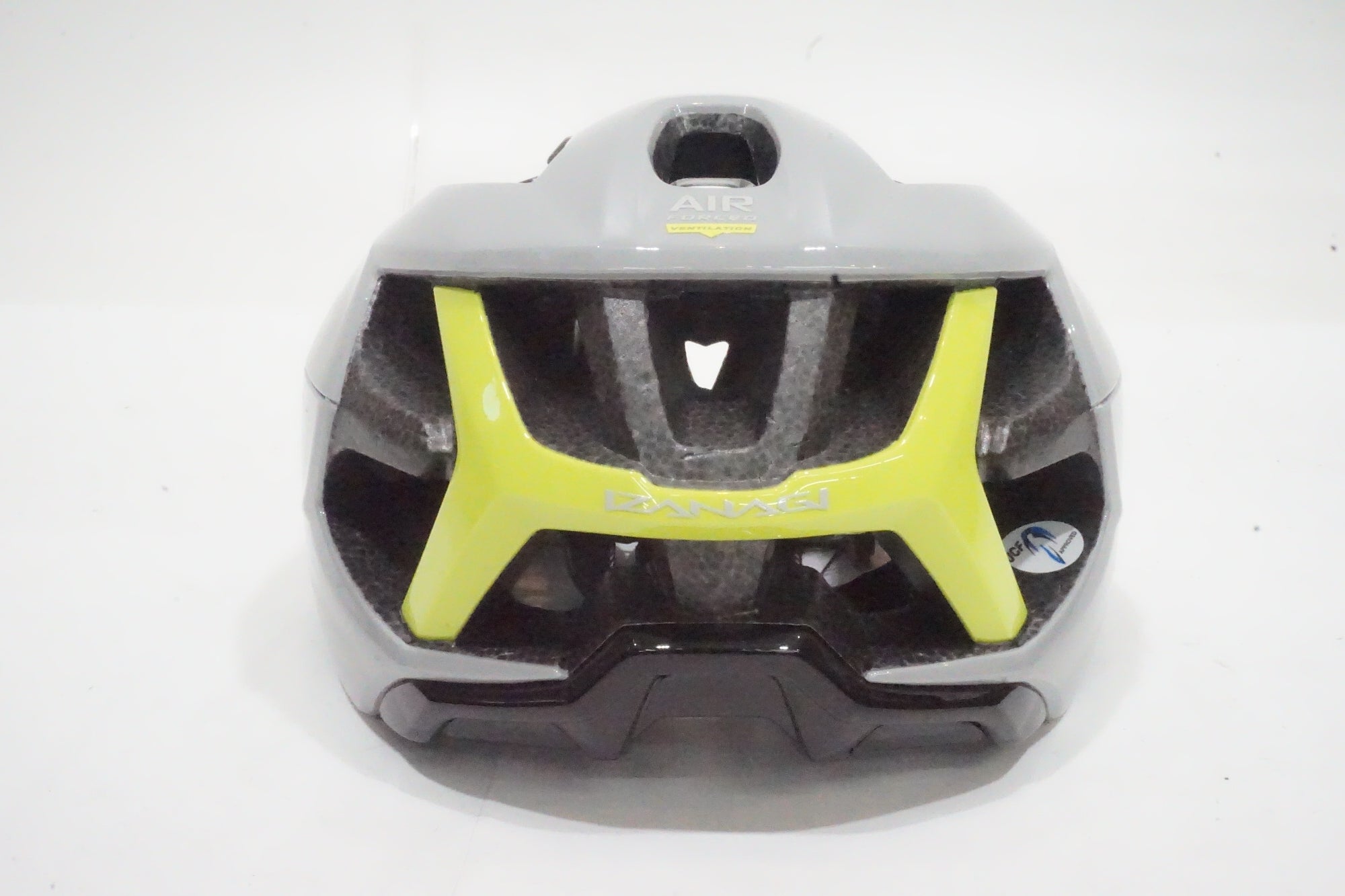 京都国際ヘルメット ヘルメットのご紹介（zerorh+） ｜ ジャイアントストア京都紫明通