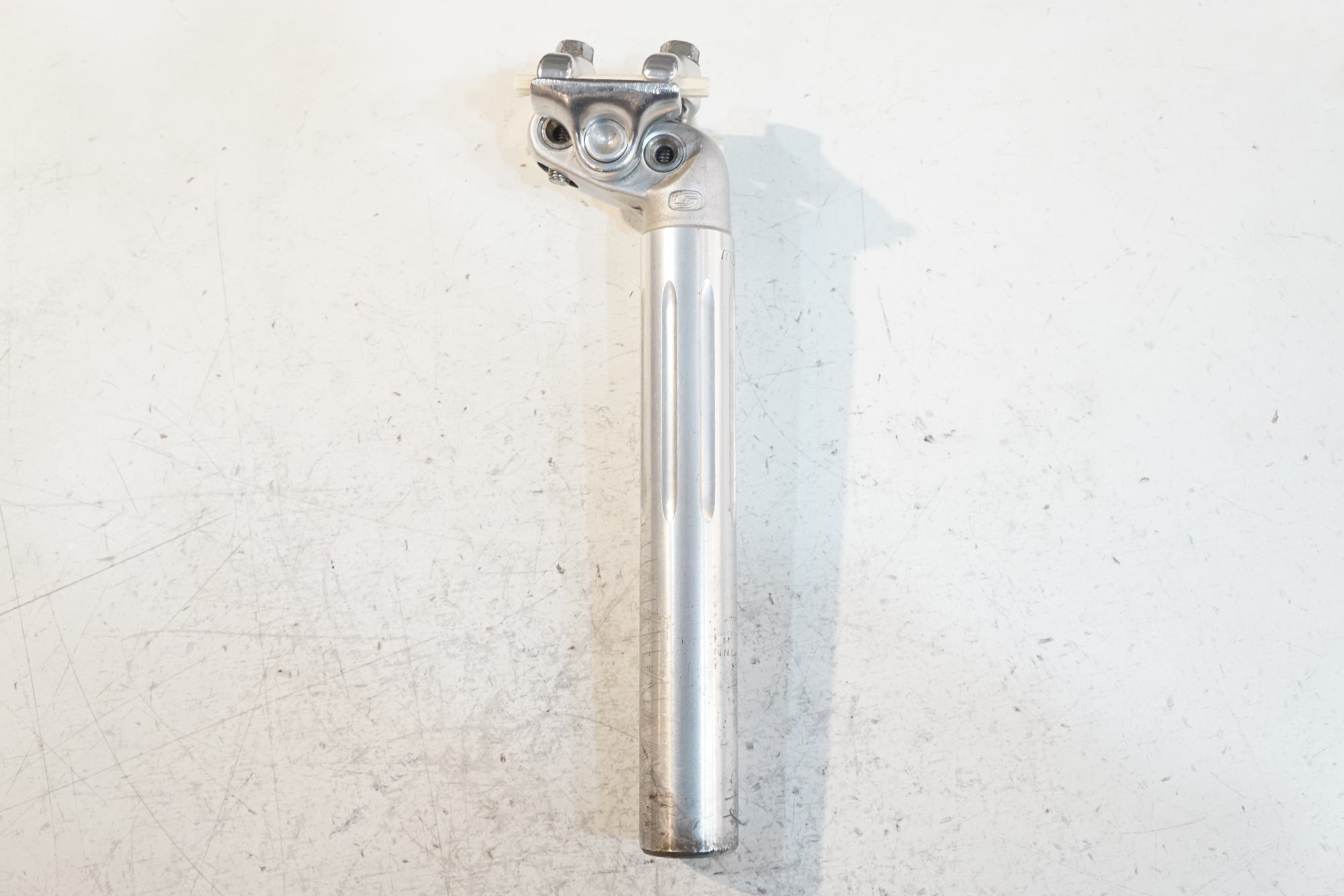 SUGINO 「スギノ」 MIGHTY NJS φ26.8 205mm シートポスト / バイチャリ浦和ベース