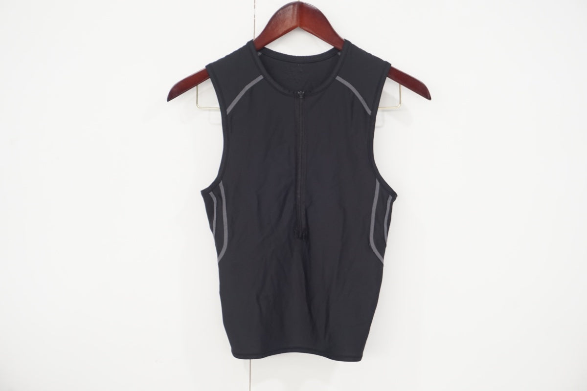 2XU 「ツータイムズユー」 Sサイズ ベスト / 京都八幡店