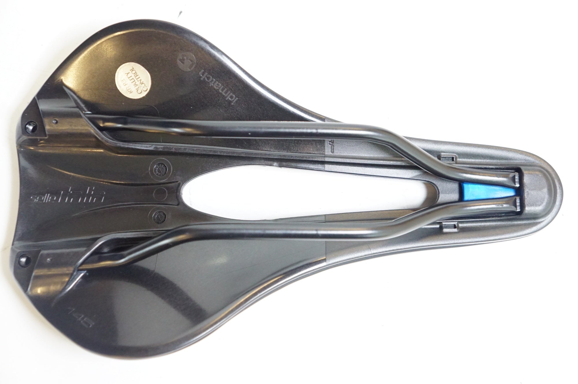 SELLE ITALIA 「セラ イタリア」 NOVUS BOOST EVO SUPERFLOW サドル