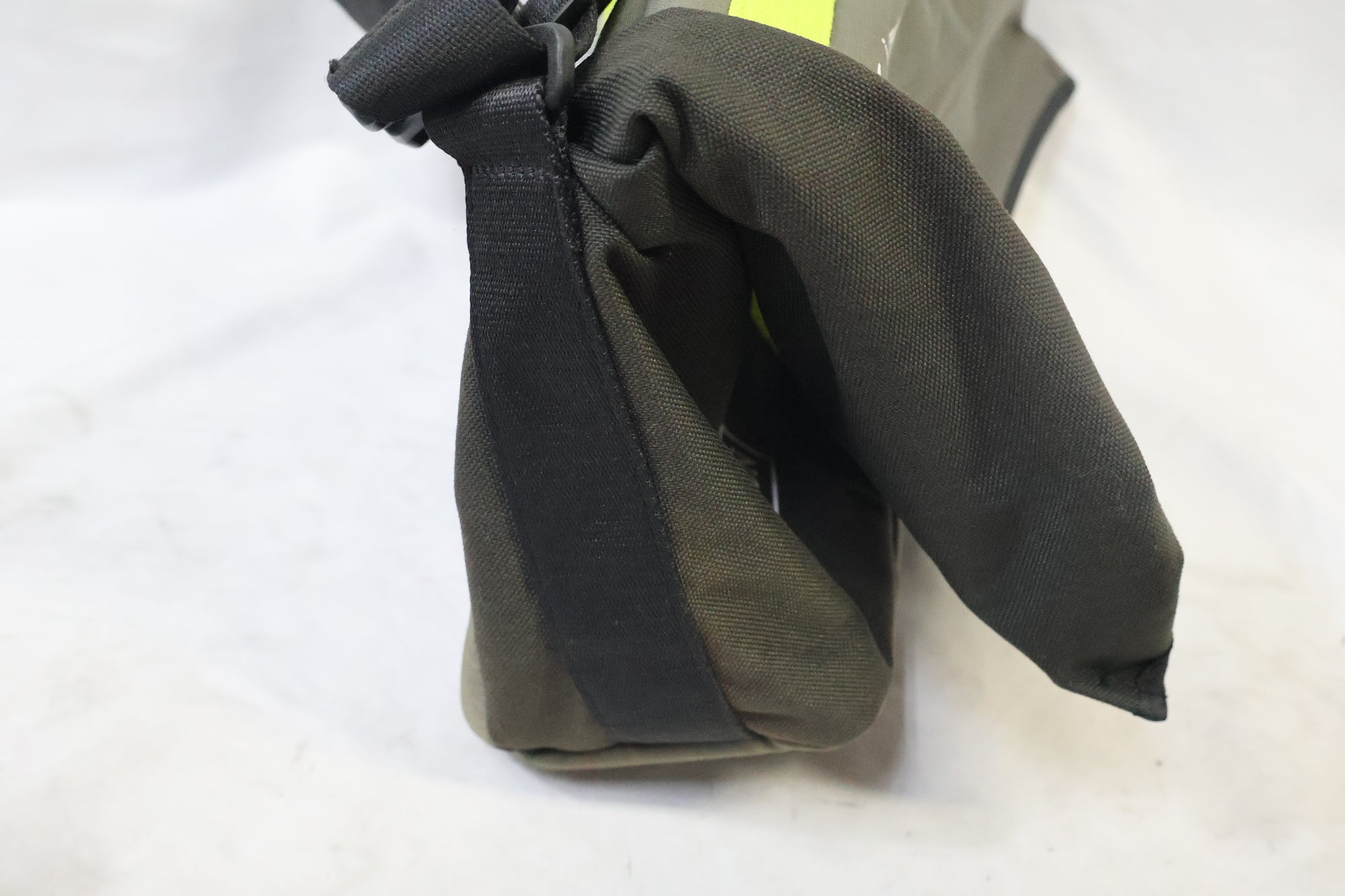 BROMPTON 「ブロンプトン」 ROLL TOP BAG フロントバッグ / 高知店