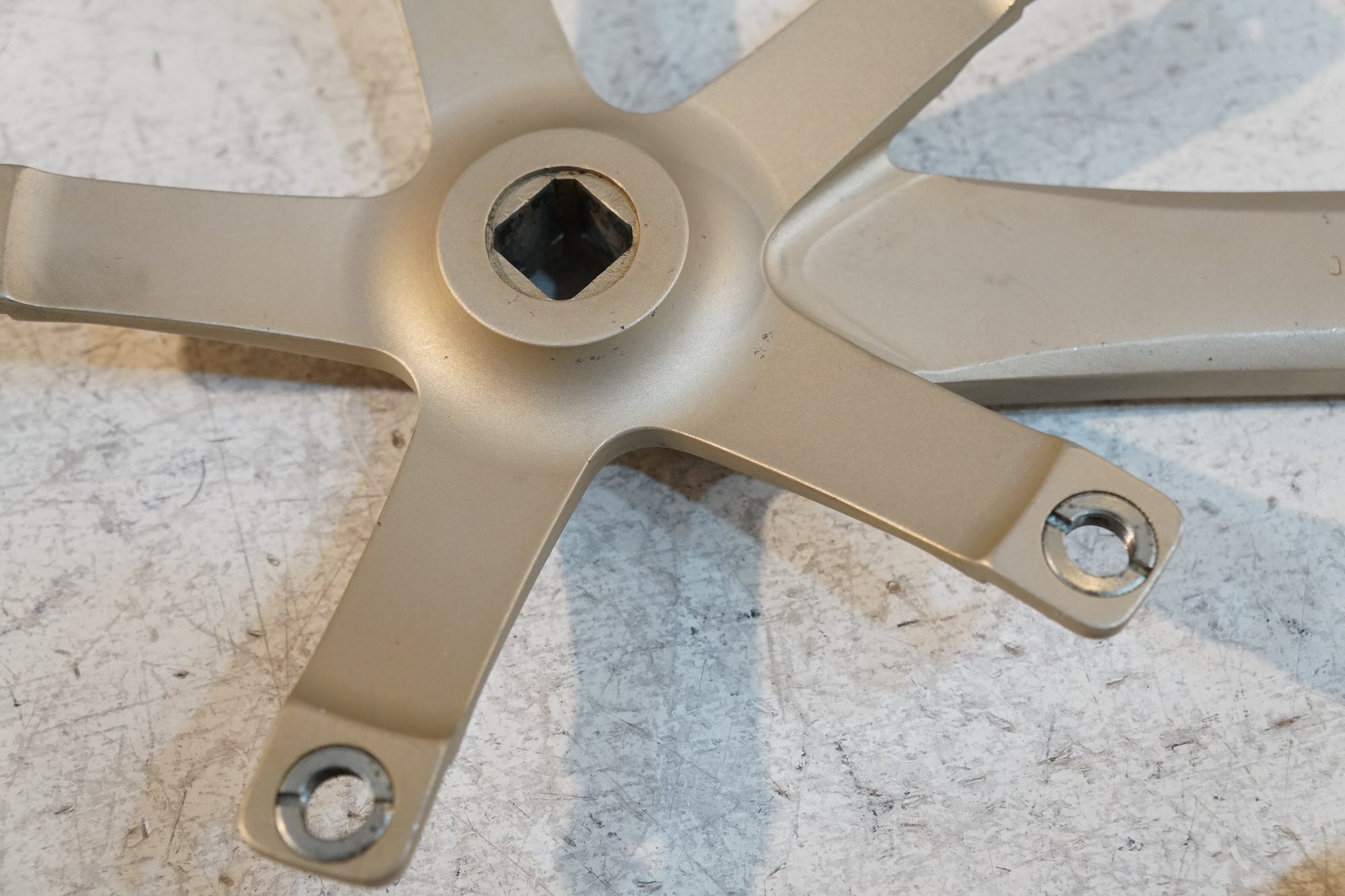 SUGINO 「スギノ」 GRAND MIGHTY 165mm NJS CRANK CHAMPAGNE GOLD