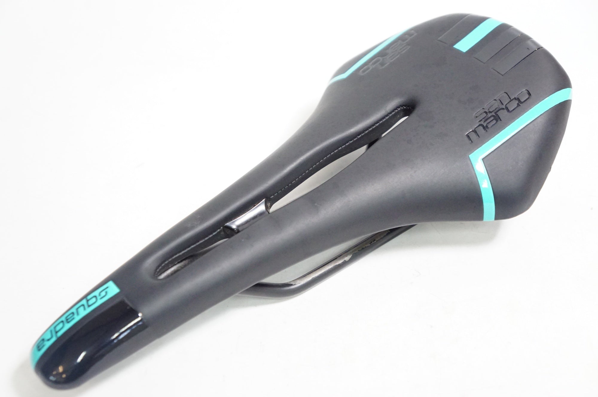 sanmarcoのサドル限定品 (訳あり未使用品) SELLE SAN MARCO 「セラサンマルコ」 ROLLS サドル / AKIBA店