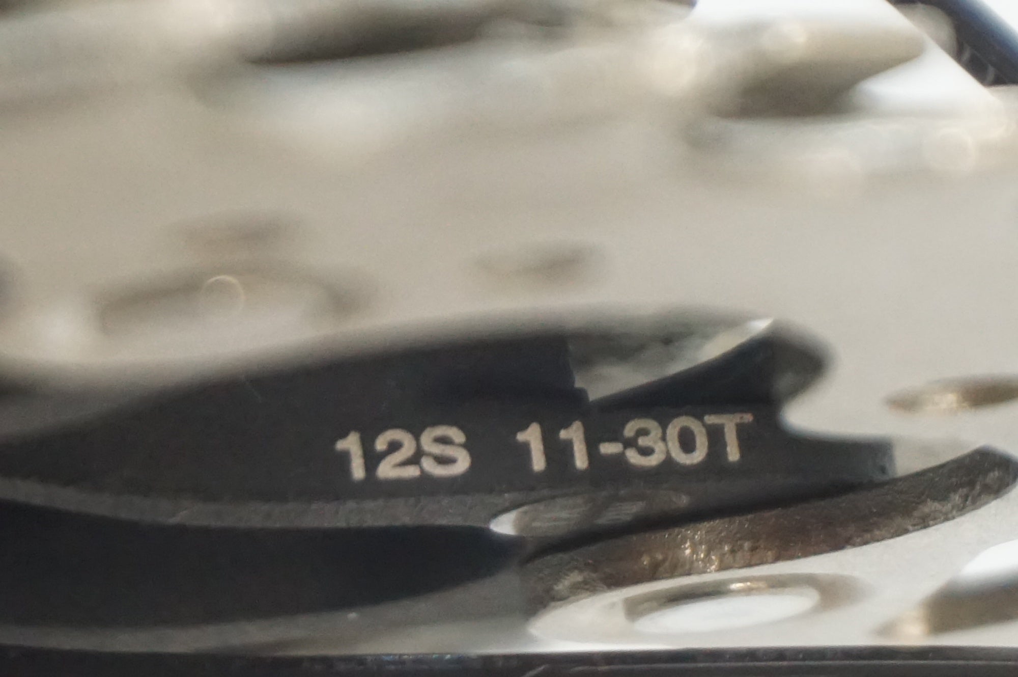 SHIMANO 「シマノ」 ULTEGRA CS-R8101 11-30T スプロケット / 福岡店