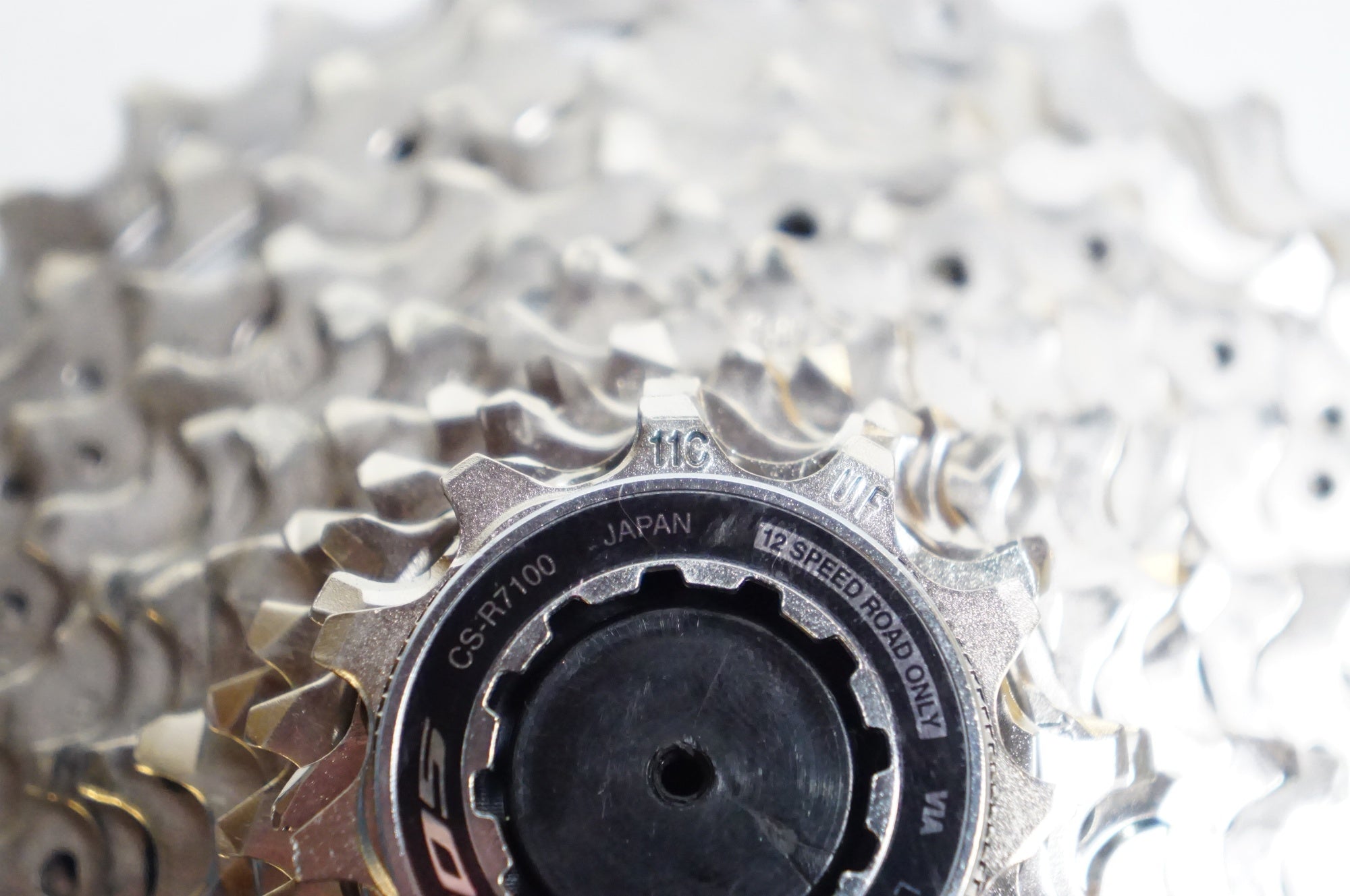 SHIMANO 「シマノ」 105 CS-R7100 11-34T スプロケット / 熊谷本店