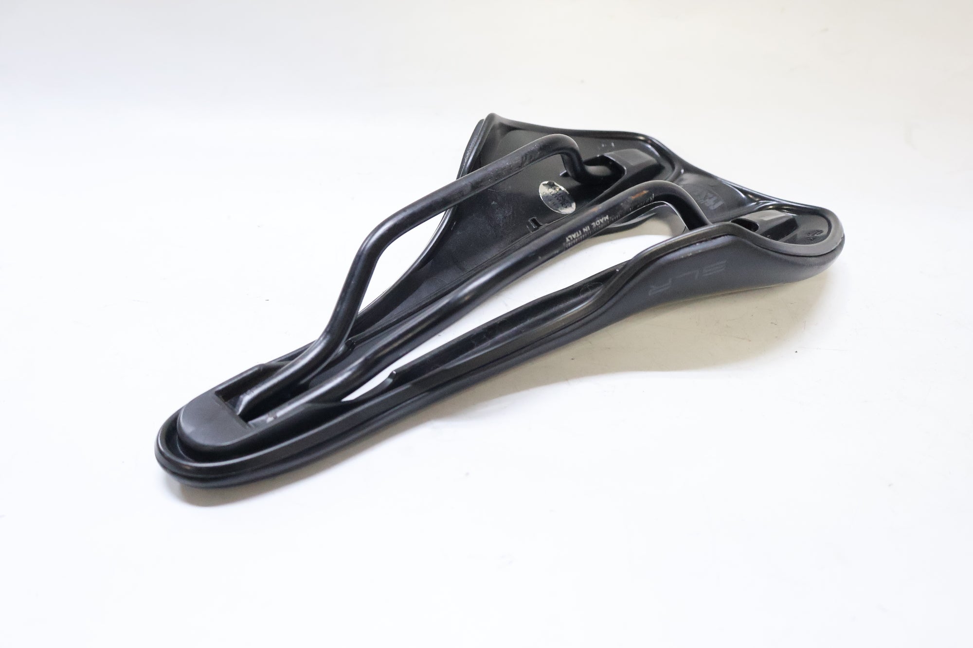 SELLE ITALIA 「セライタリア」 SLR BOOST SUPERFLOW S サドル / 高知店