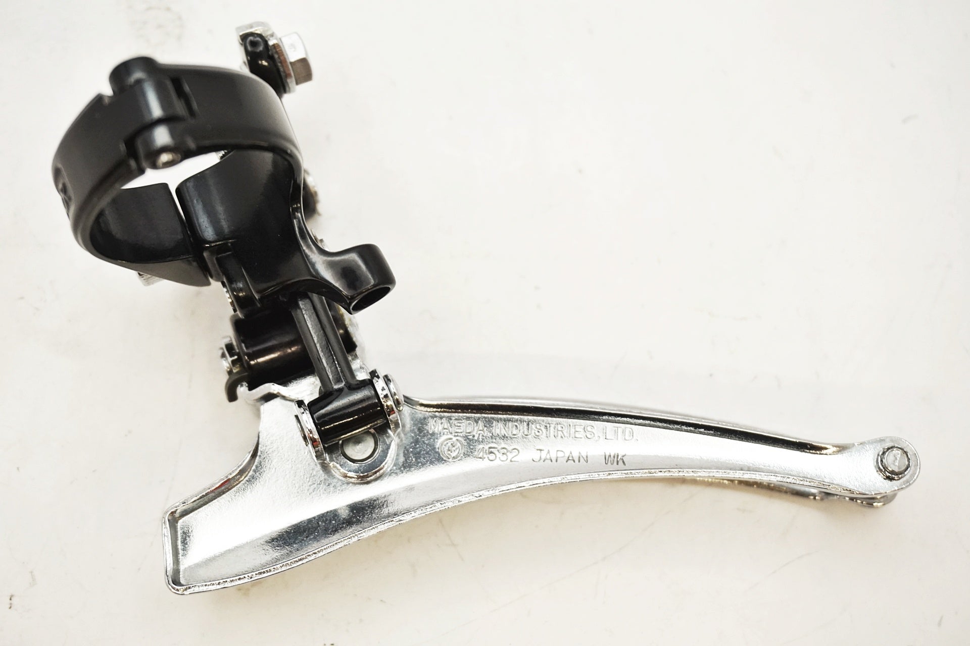 SUNTOUR 「サンツアー」 CYCLONE BLACK LIMITED フロントディレイラー / 有明ガーデン店