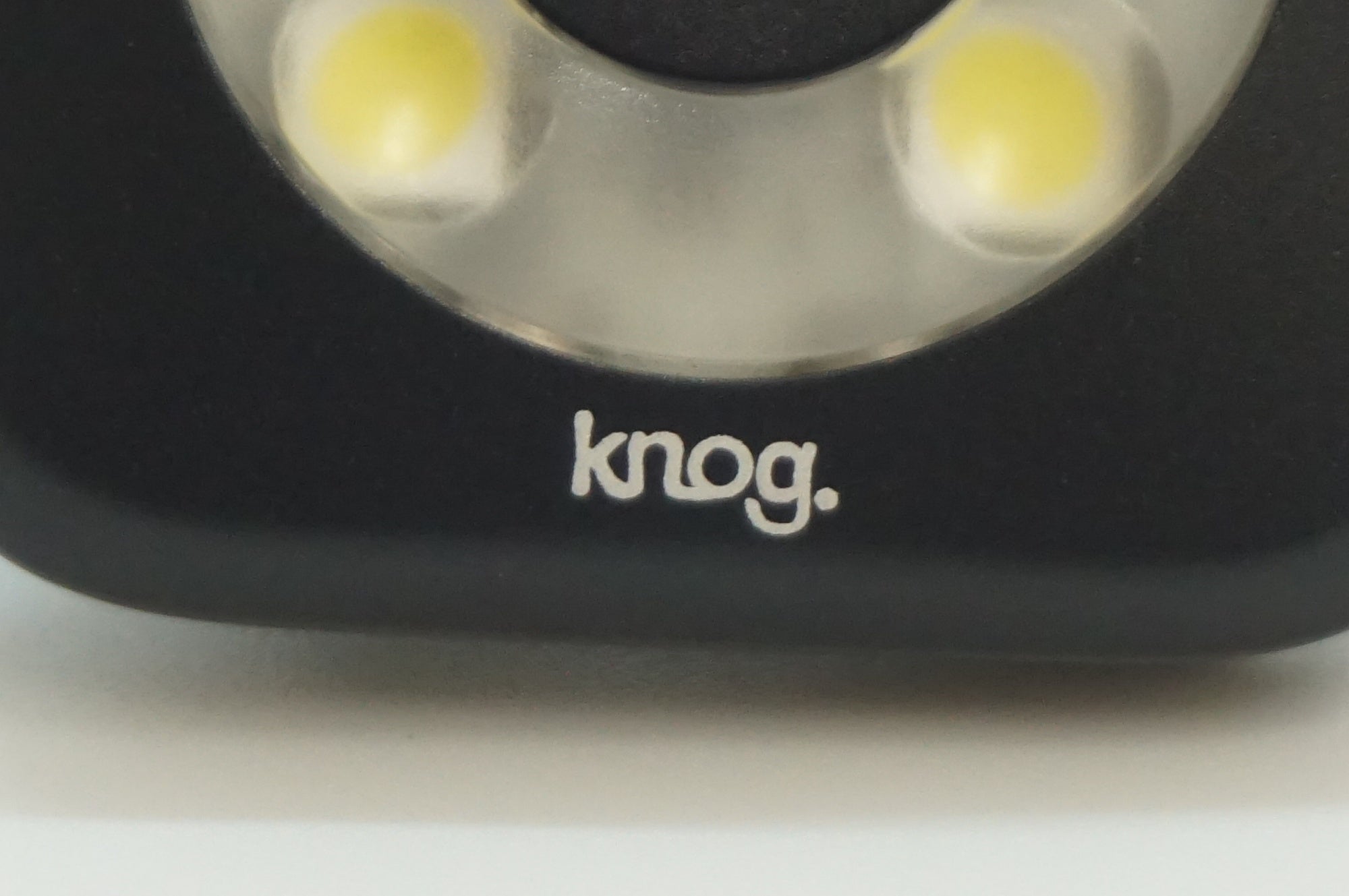 KNOG 「ノグ」 BLINDER フロントライト / 福岡店