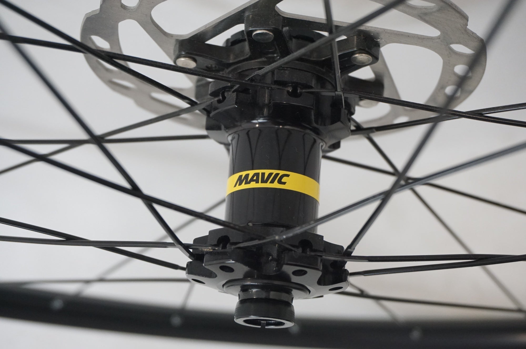 MAVIC 「マヴィック」 AKSIUM DISC シマノ11速 ホイールセット / 福岡店