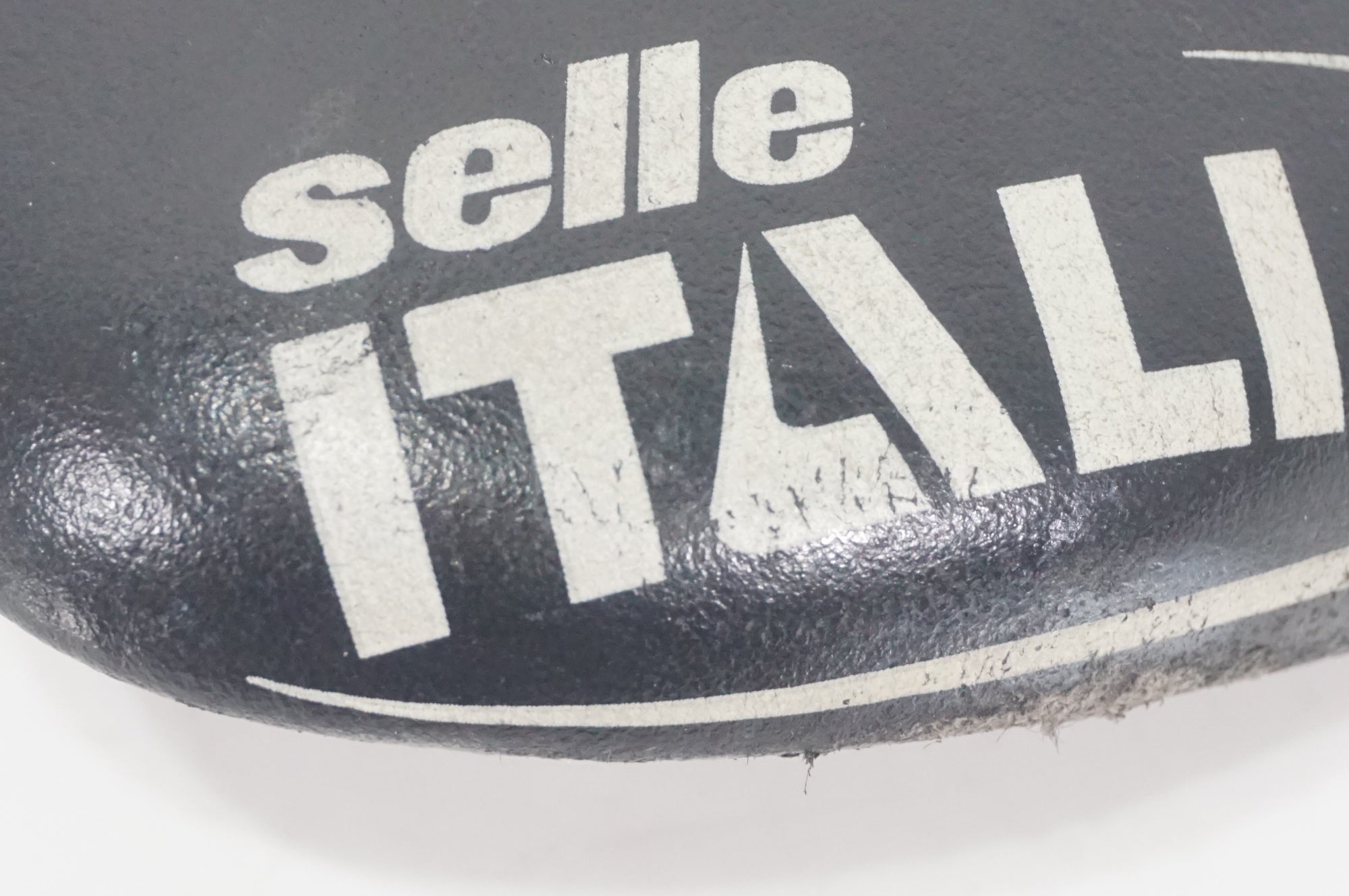SELLE ITALIA 「セライタリア」 TEAM EDITION サドル / AKIBA店