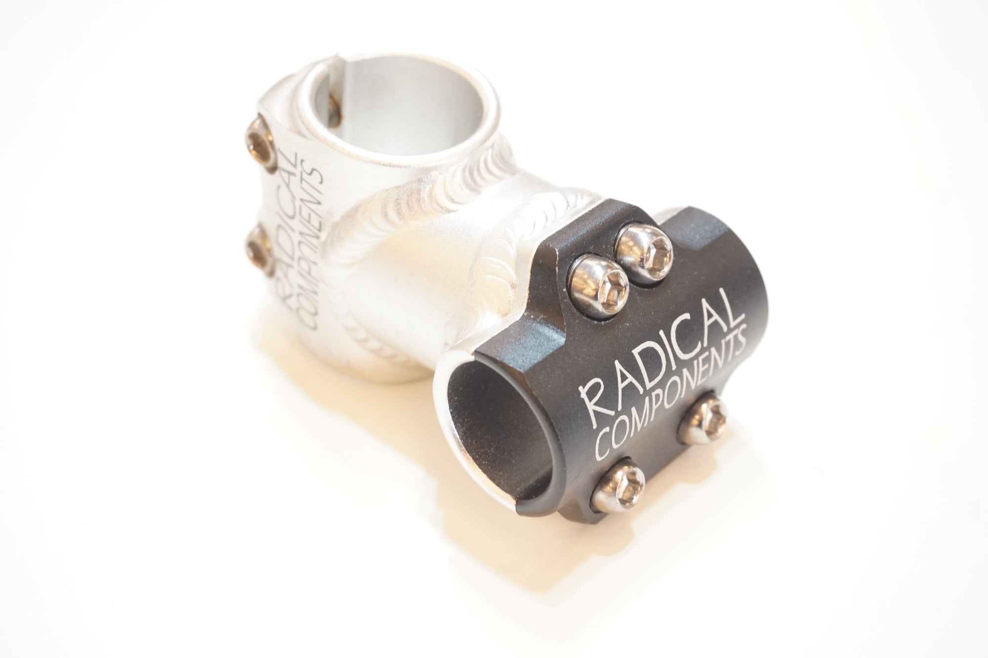 RADICAL COMPONENTS 「ラジカルコンポーネンツ」　φ25.4 50mm ステム / バイチャリ浦和ベース