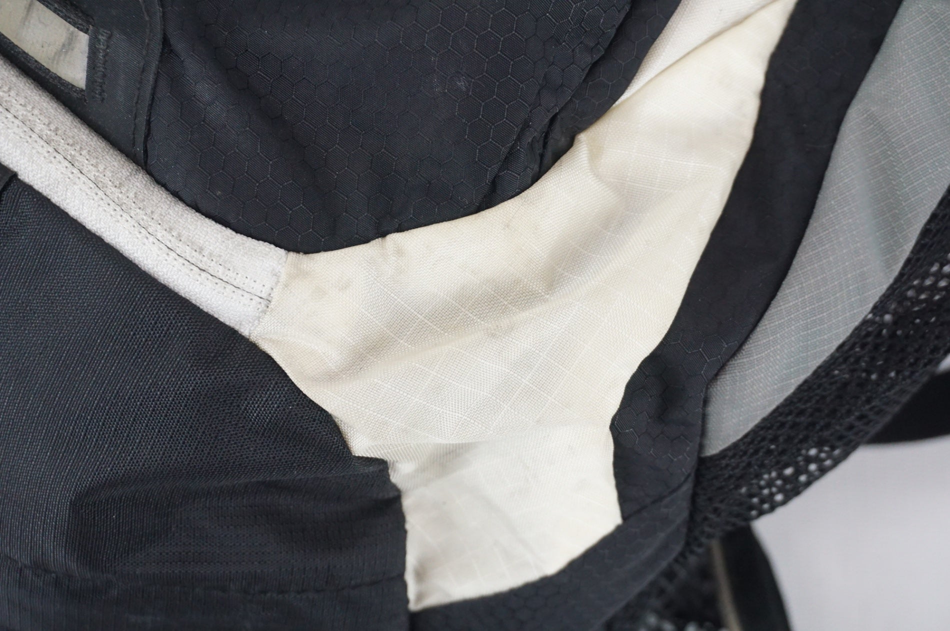 DEUTER 「ドイター」 RACE EXP AIR バックパック / 阪急塚口店