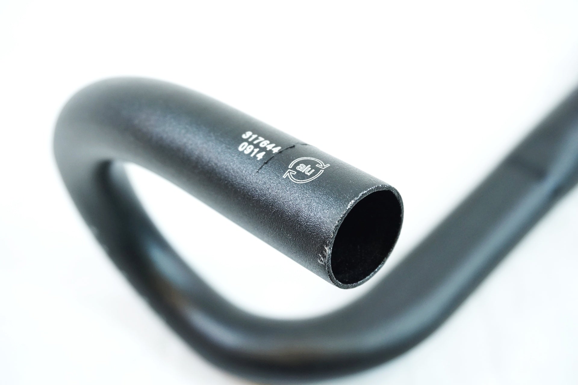 BONTRAGER 「ボントレガー」 RL Φ31.8 420mm ハンドル / 有明ガーデン店