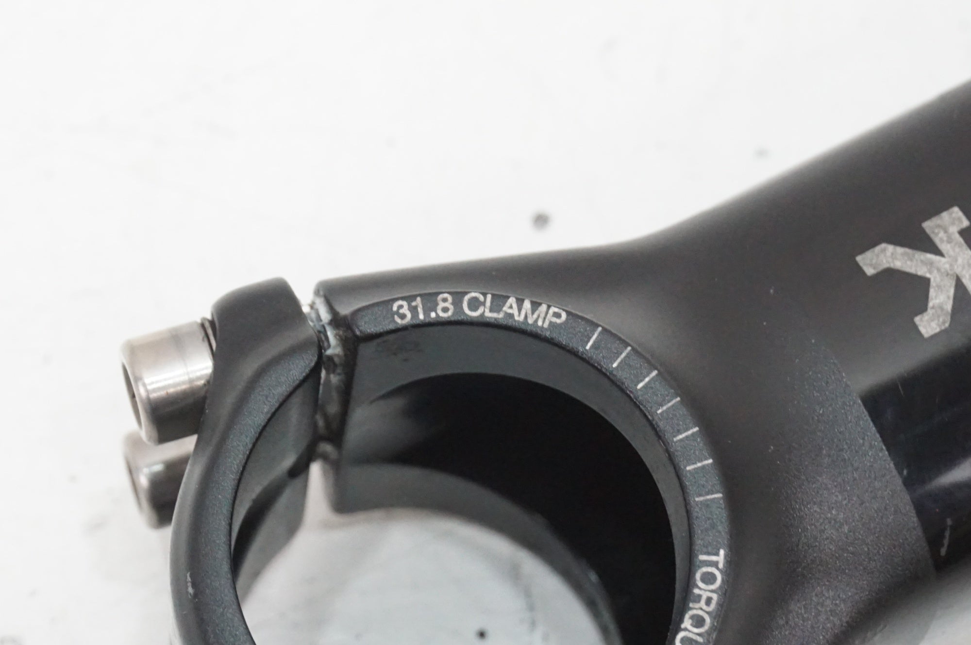 FIZIK 「フィジーク」 CYRANO R1 φ31.8 100mm ステム / 大宮店