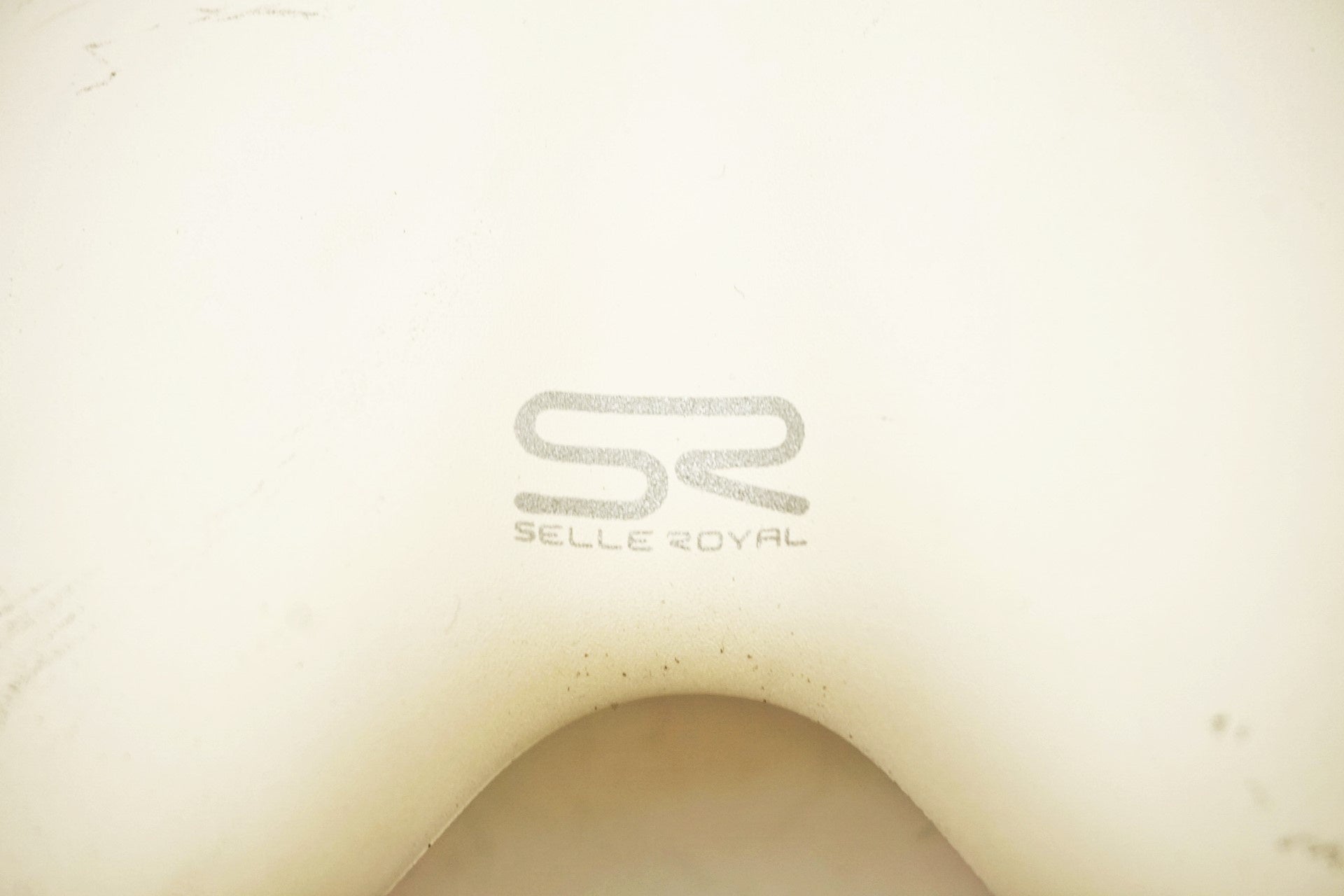 SELLE ROYAL 「セラロイヤル」 VIPER サドル / 有明ガーデン店