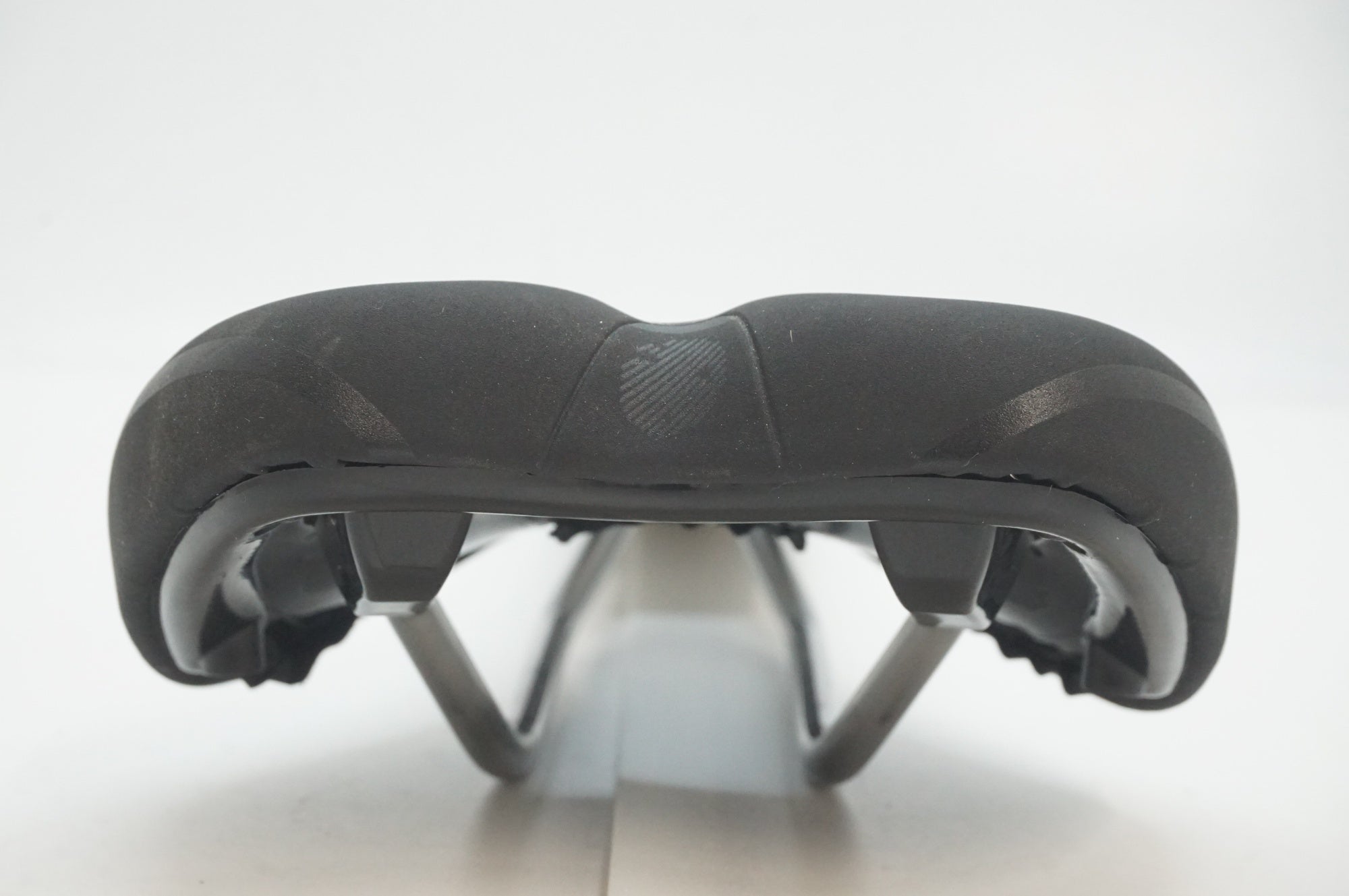 SELLE ROYAL 「セラロイヤル」 R.E.MED サドル / 福岡店