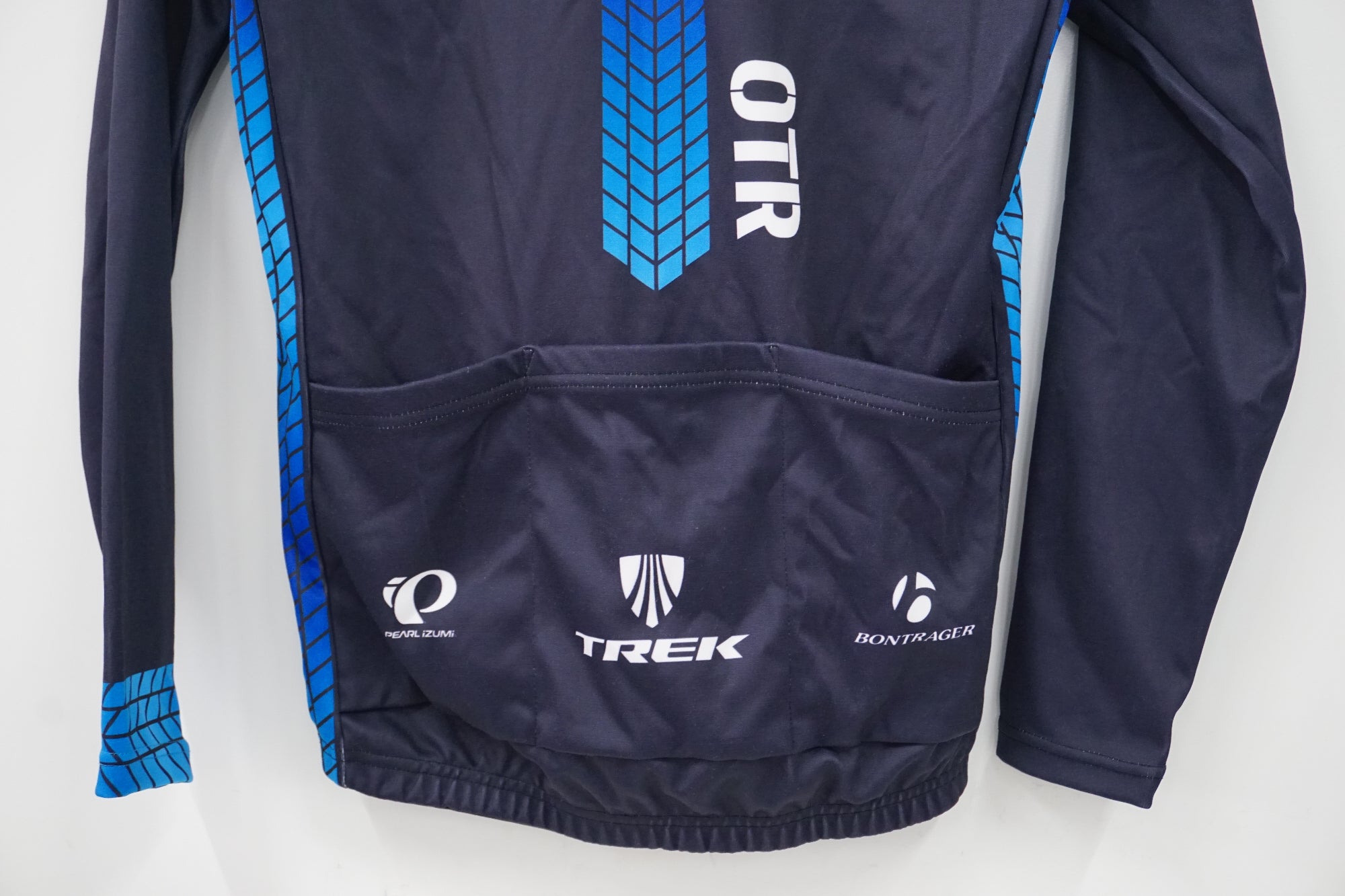 PEARLIZUMI 「パールイズミ」 Mサイズ 冬用ジャージ 上下セット/ 浜松店