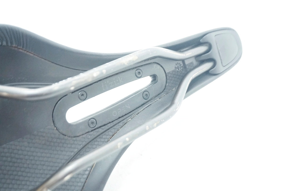 FIZIK 「フィジーク」 ARIONE R3 KIUMレール サドル / 大阪門真店