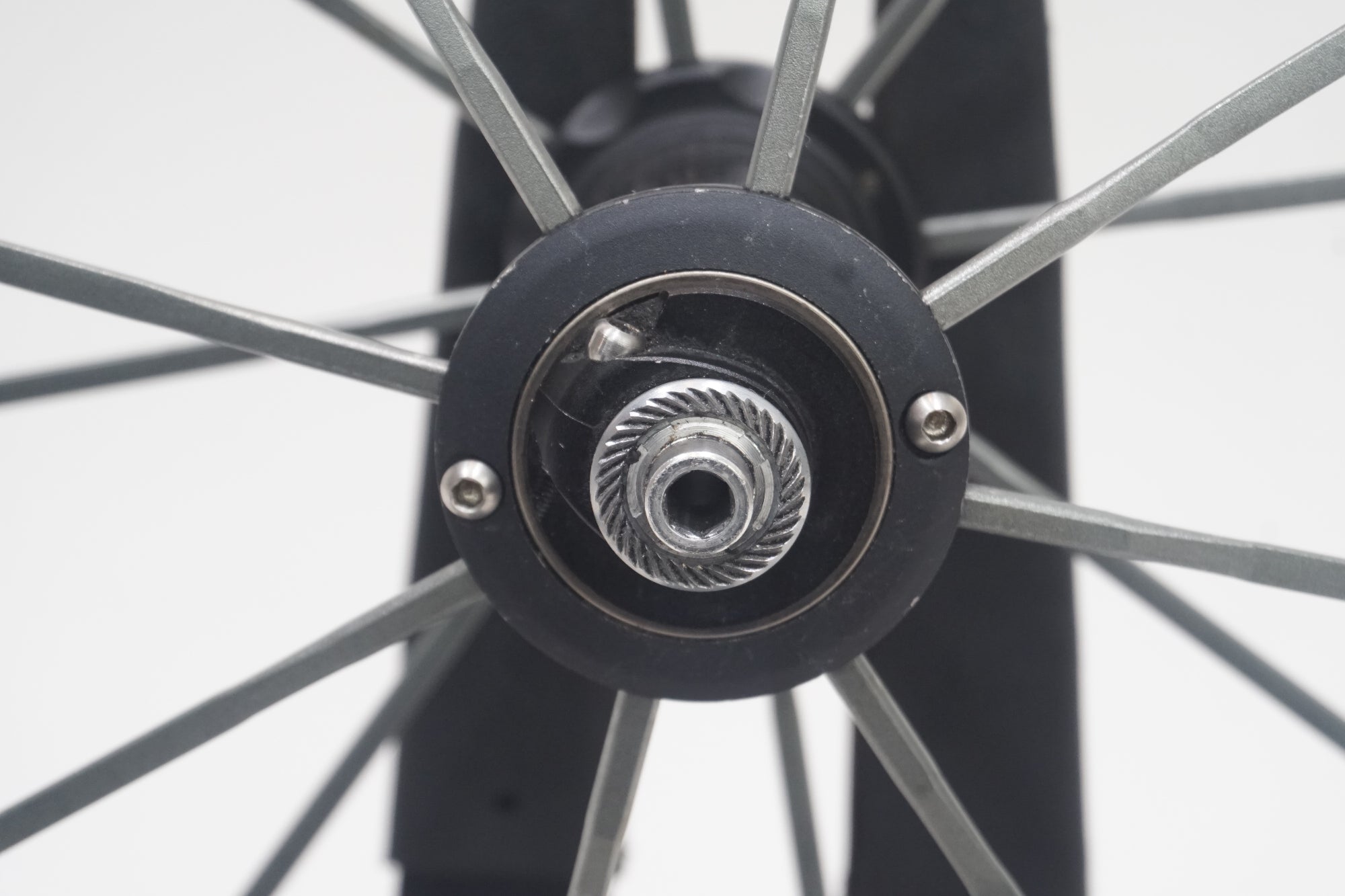 CAMPAGNOLO 「カンパニョーロ」 SHAMAL ULTRA チタニウムカラー シマノ10S ホイールセット / 京都西院店
