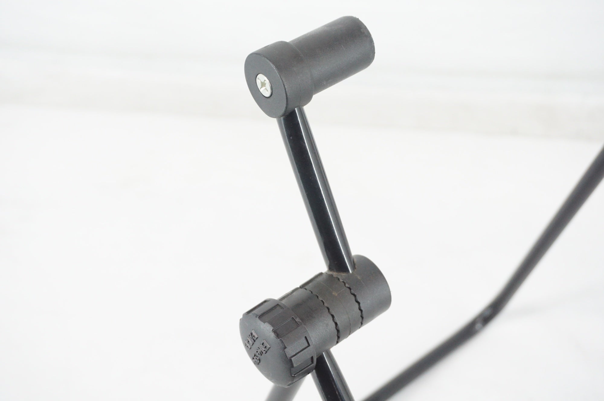 BIKEGUY 「バイクガイ」 ハブスタンド / 阪急塚口店