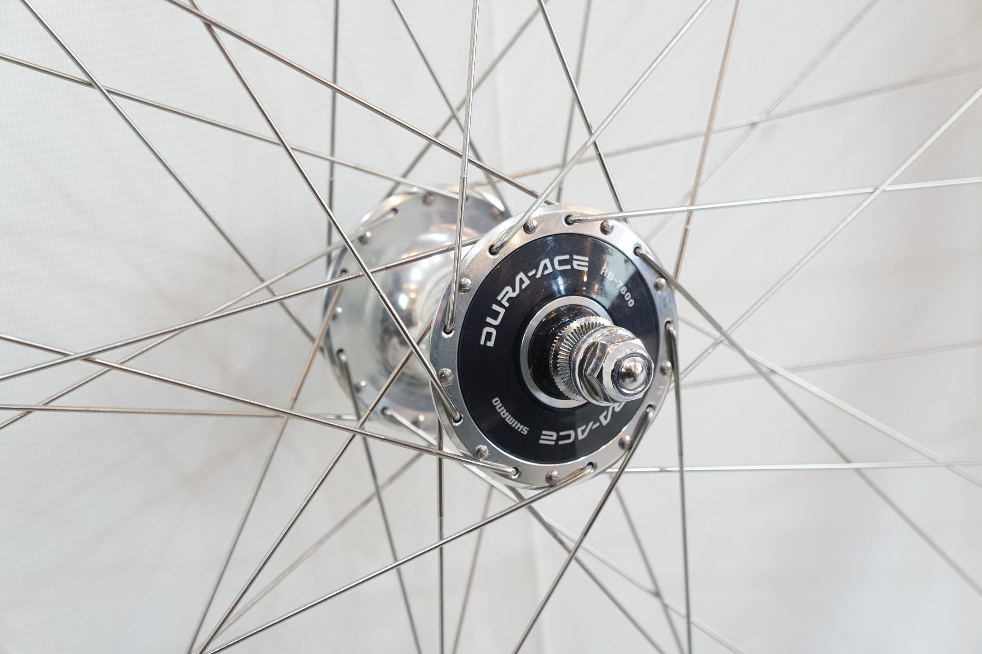 【即納&大特価】 DURA-ACE 「シマノ」 SHIMANO HB-7600 NJS GOLDリム ハブ×ARAYA ハブ